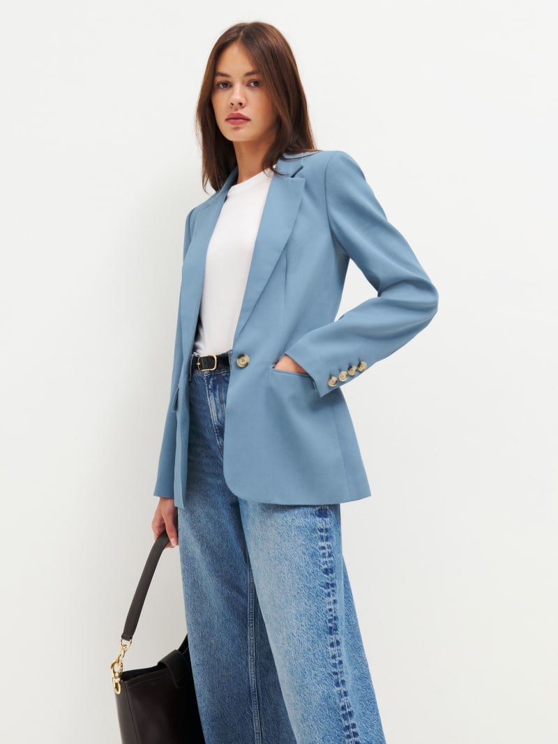 The Classic Slim Blazer