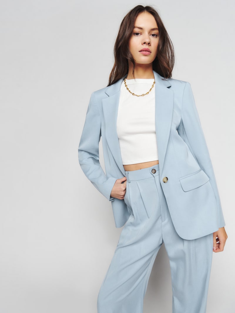 The Classic Slim Blazer