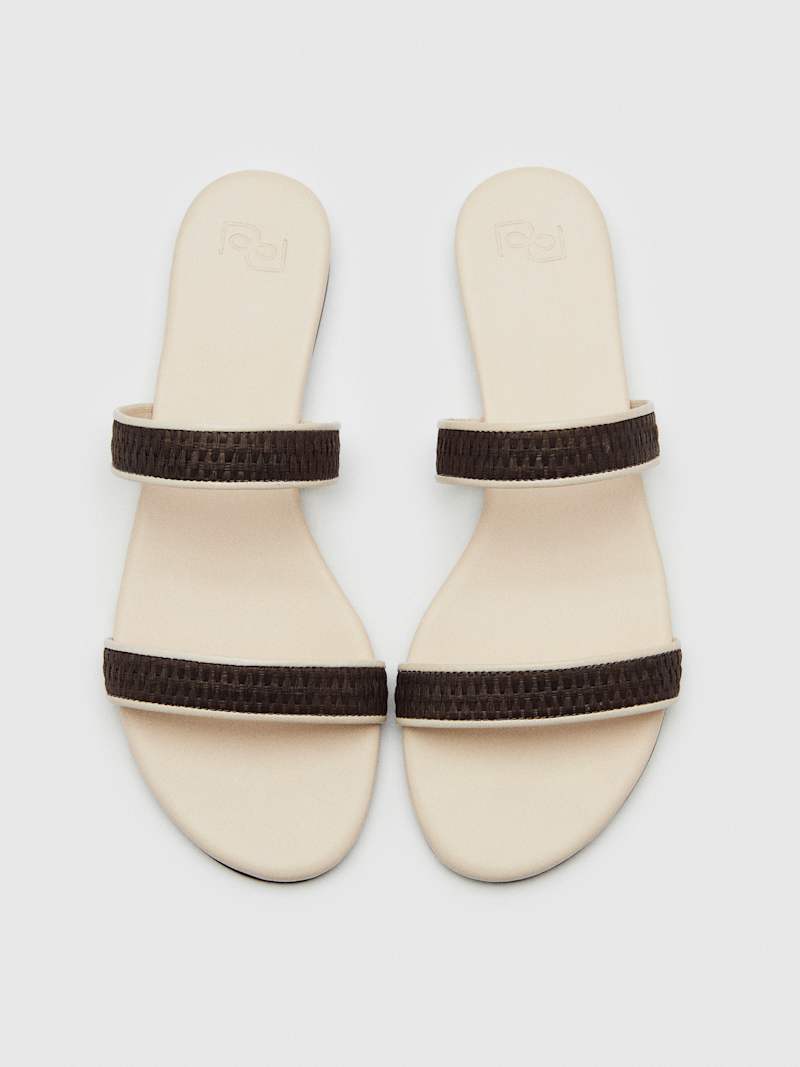 Lenora Flat Sandal
