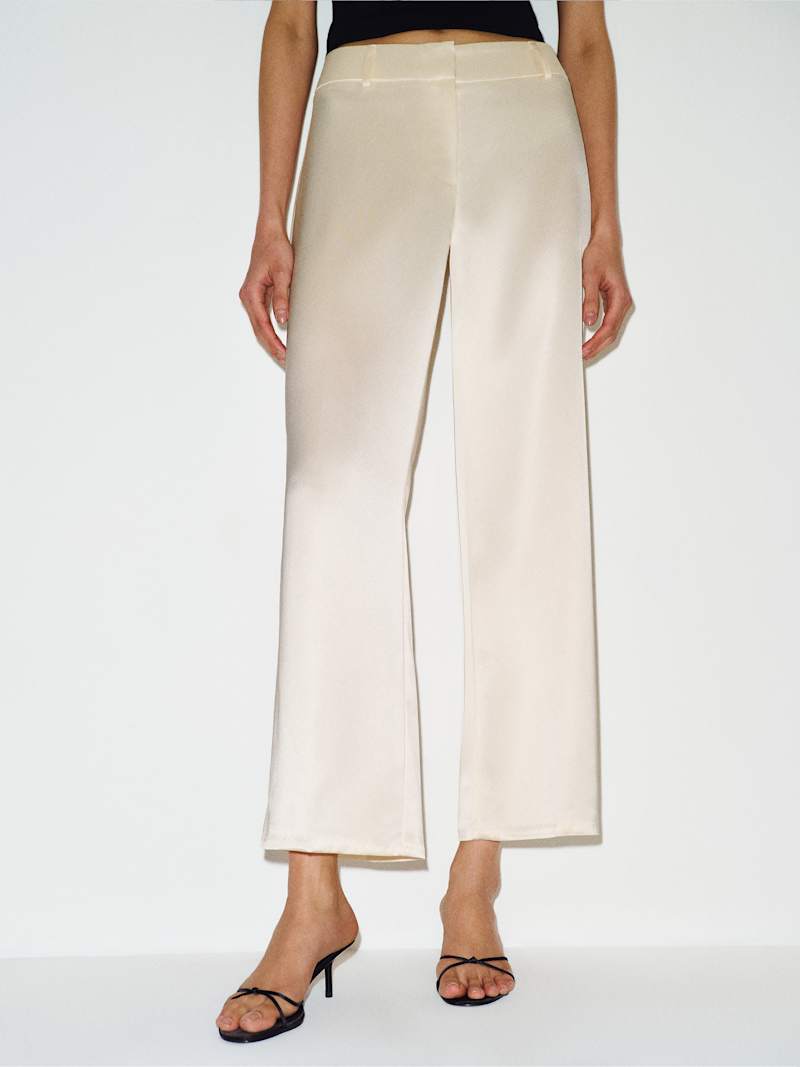 Gisele Satin Low Rise Cropped Pant