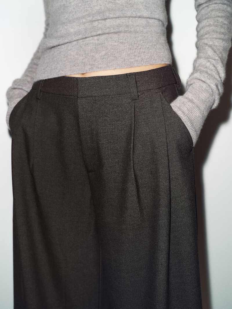 Apollo Short