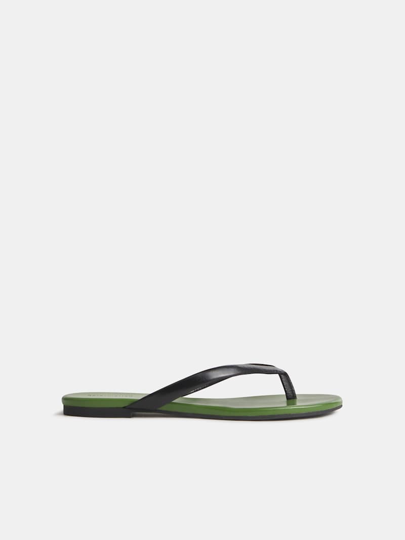 Amelia Flat Thong