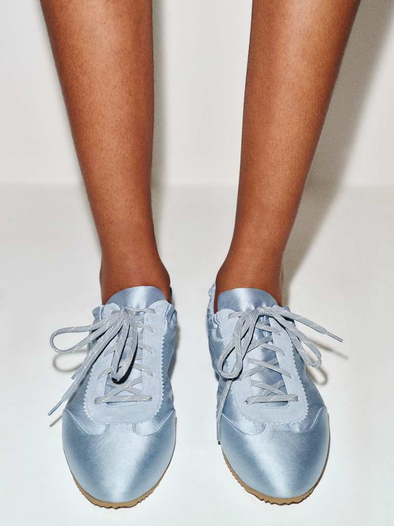 Terra Scrunch Sneaker