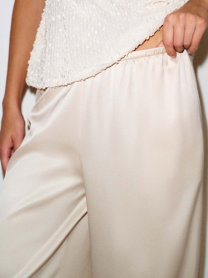 Aven Satin Short Pant