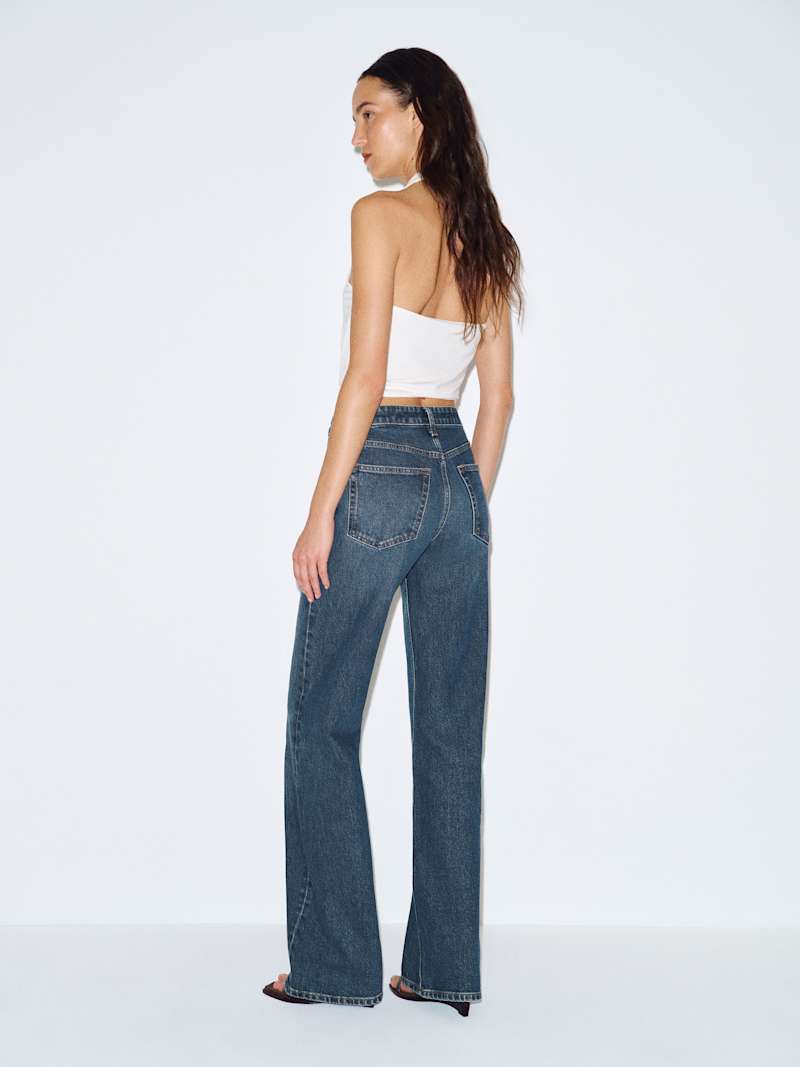 Hunter Stretch Mid Rise Wide Leg Short Jeans