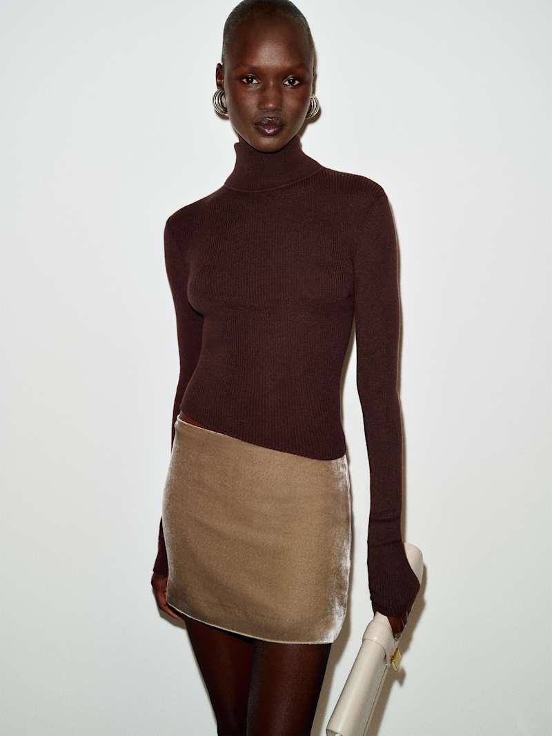 Carla Low Waist Velvet Skirt