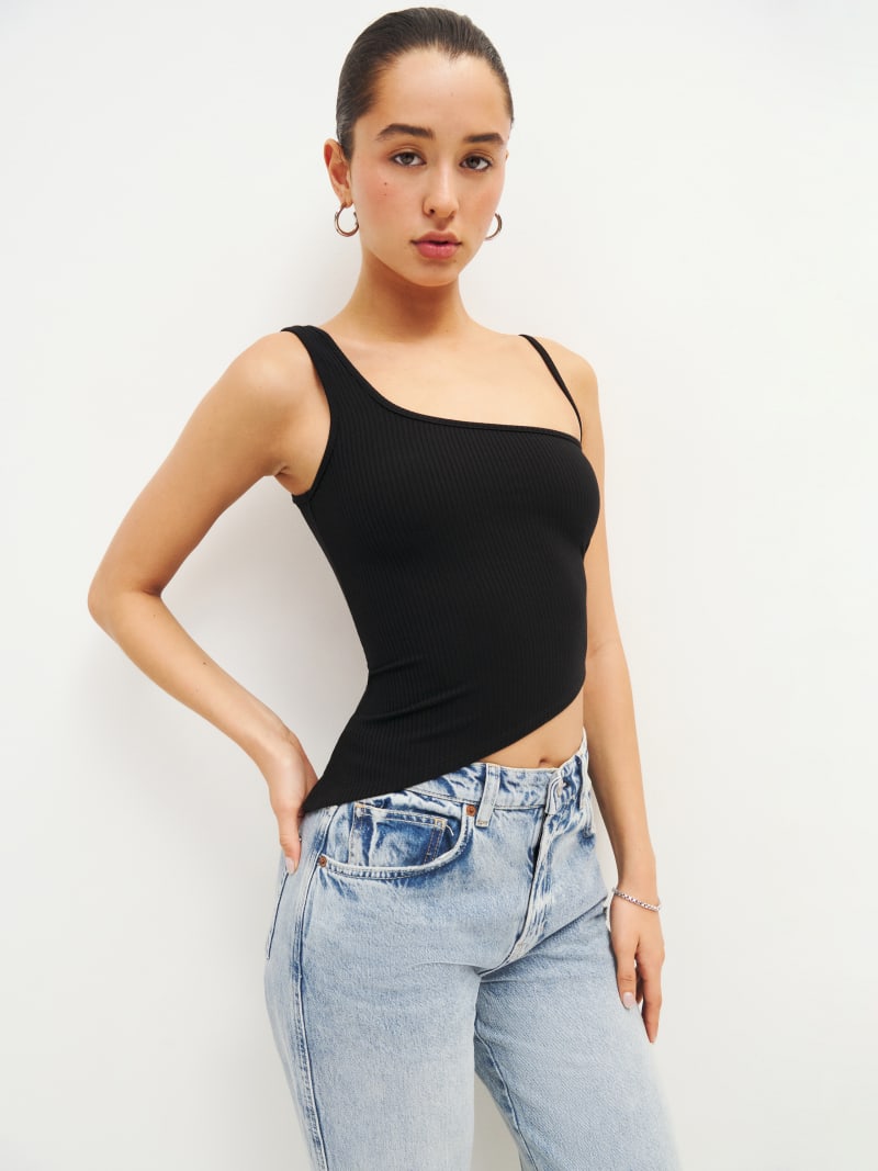 The Kyra lace top