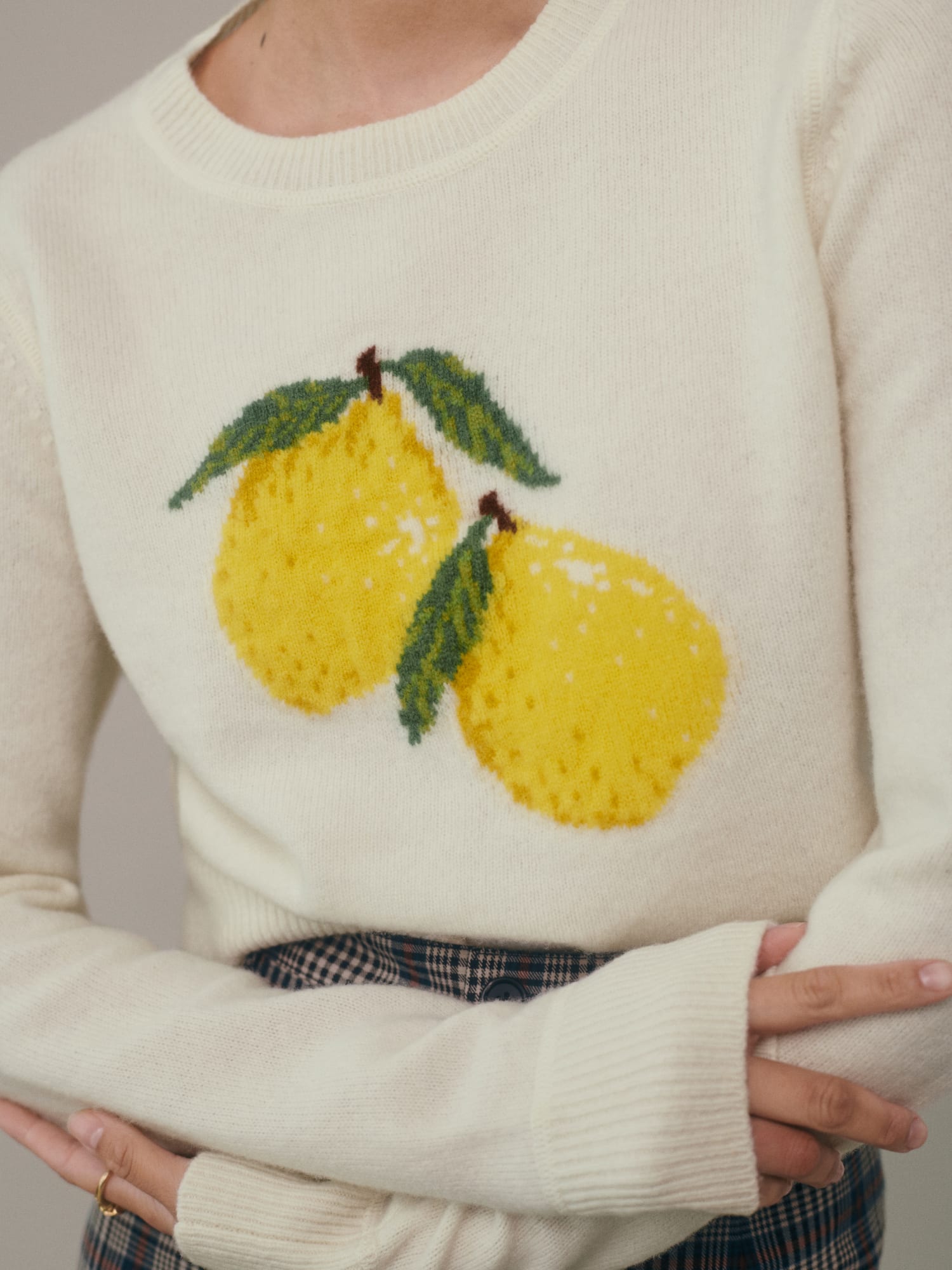 Fruity sweater, Lemon knit sweater