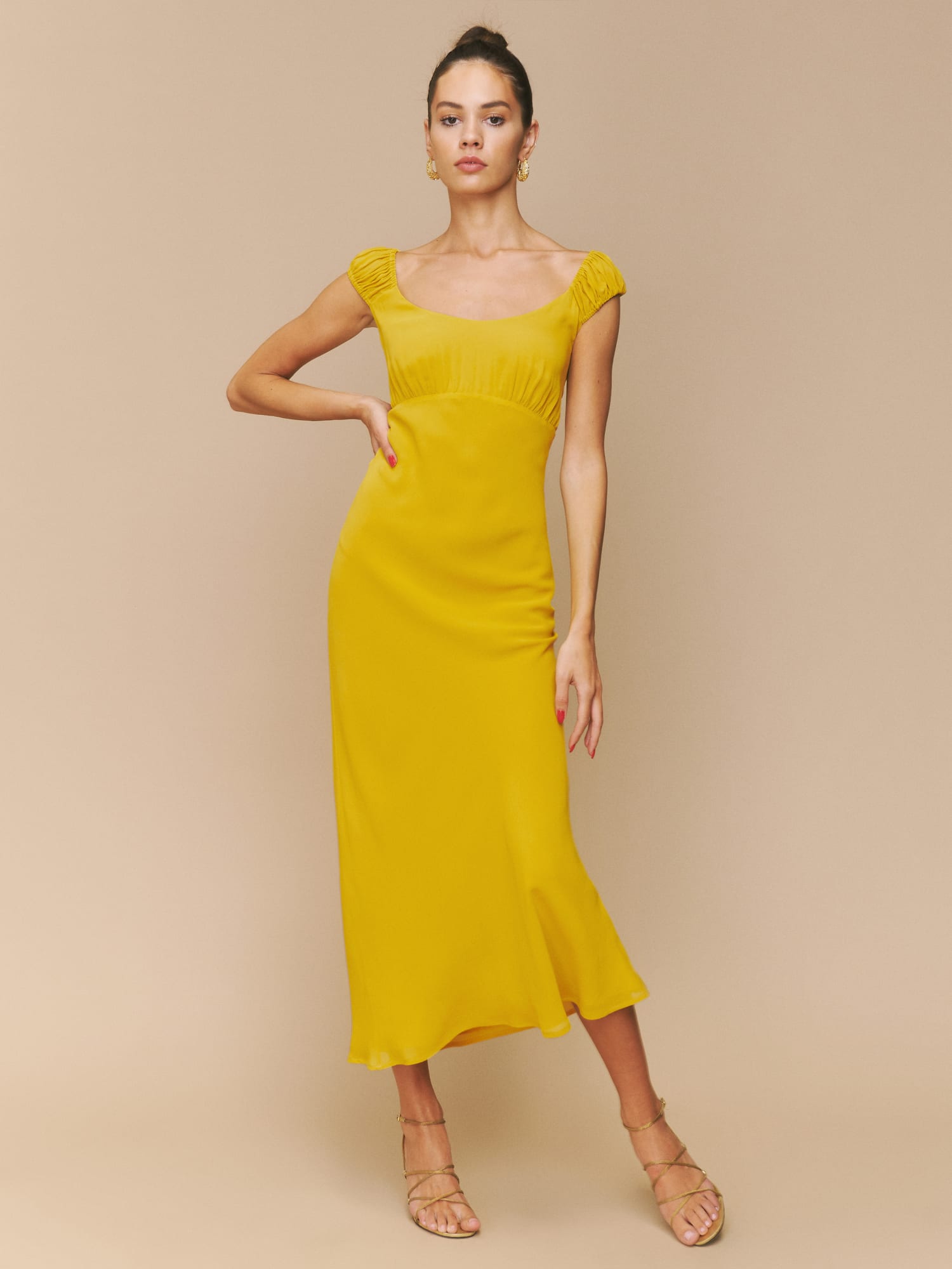 Yellow dress reformation discount