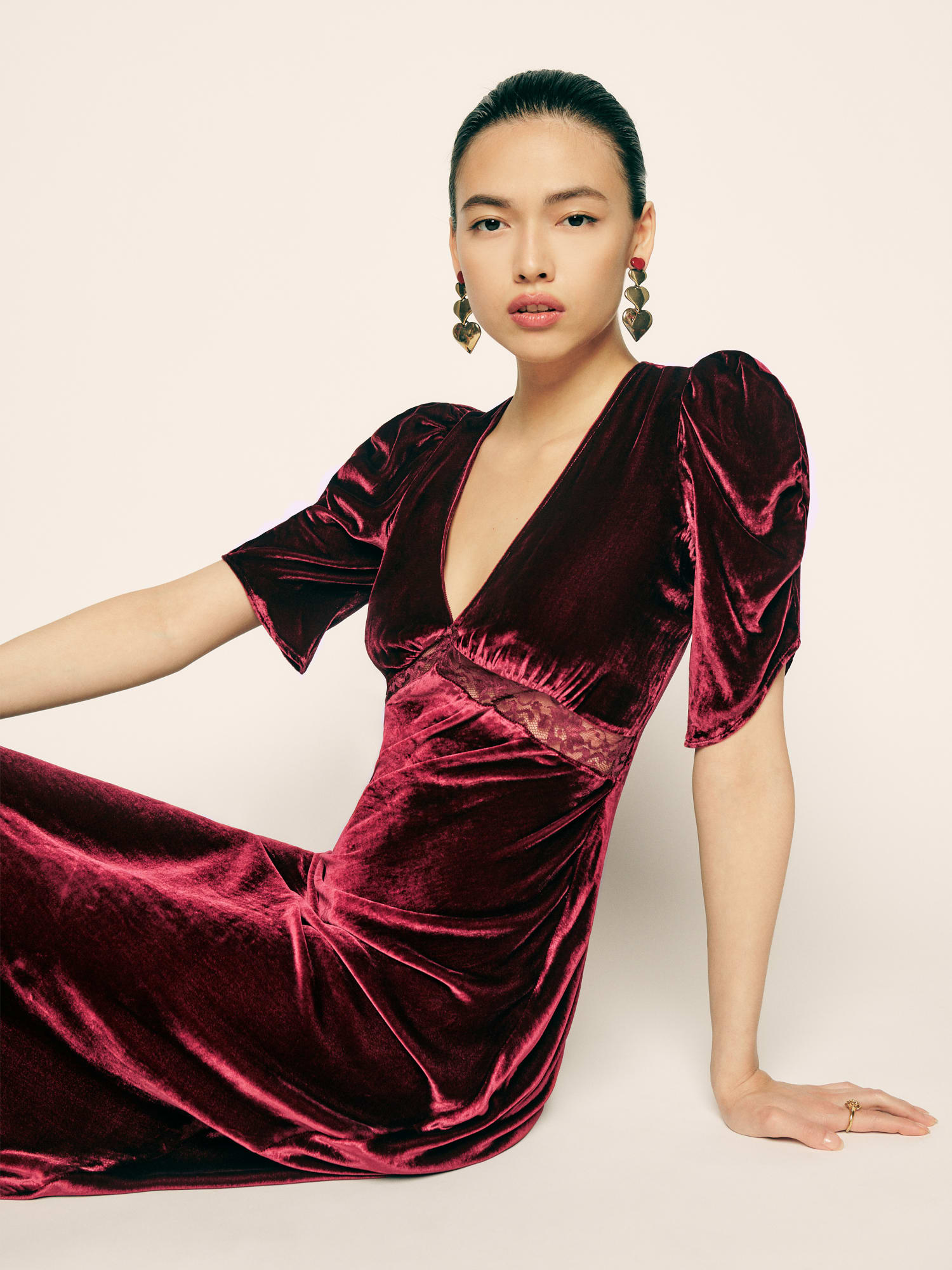 Short sleeve velvet dress top