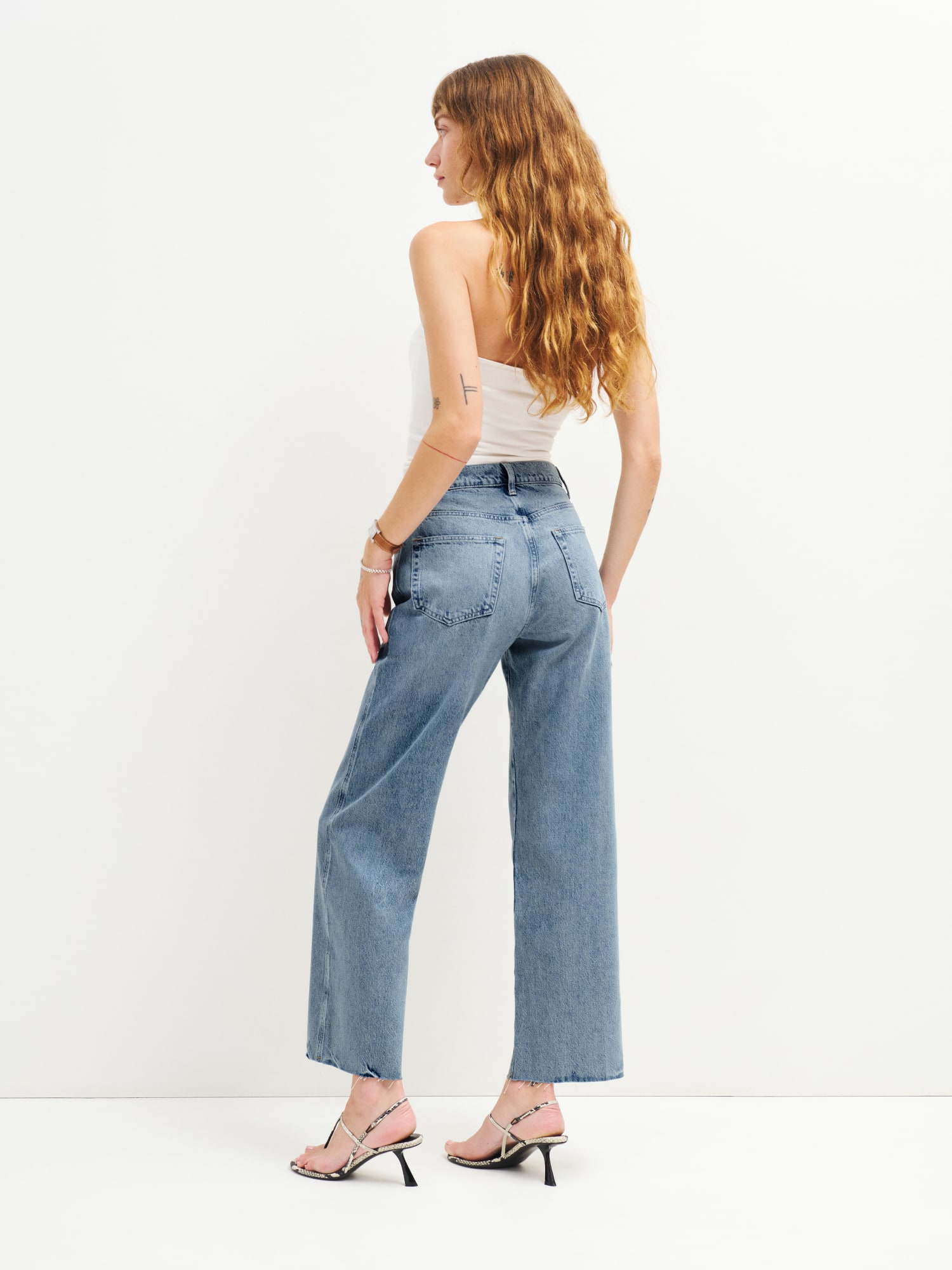 Val 90s Mid Straight Cropped Jeans Sustainable Denim | Reformation