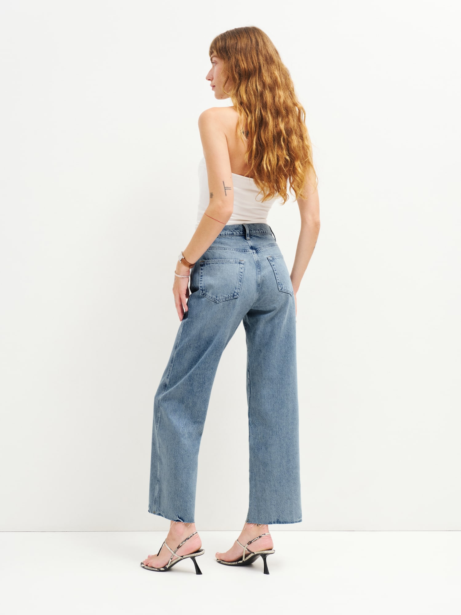 Val 90s Mid Rise Wide Leg Jeans - Sustainable Denim