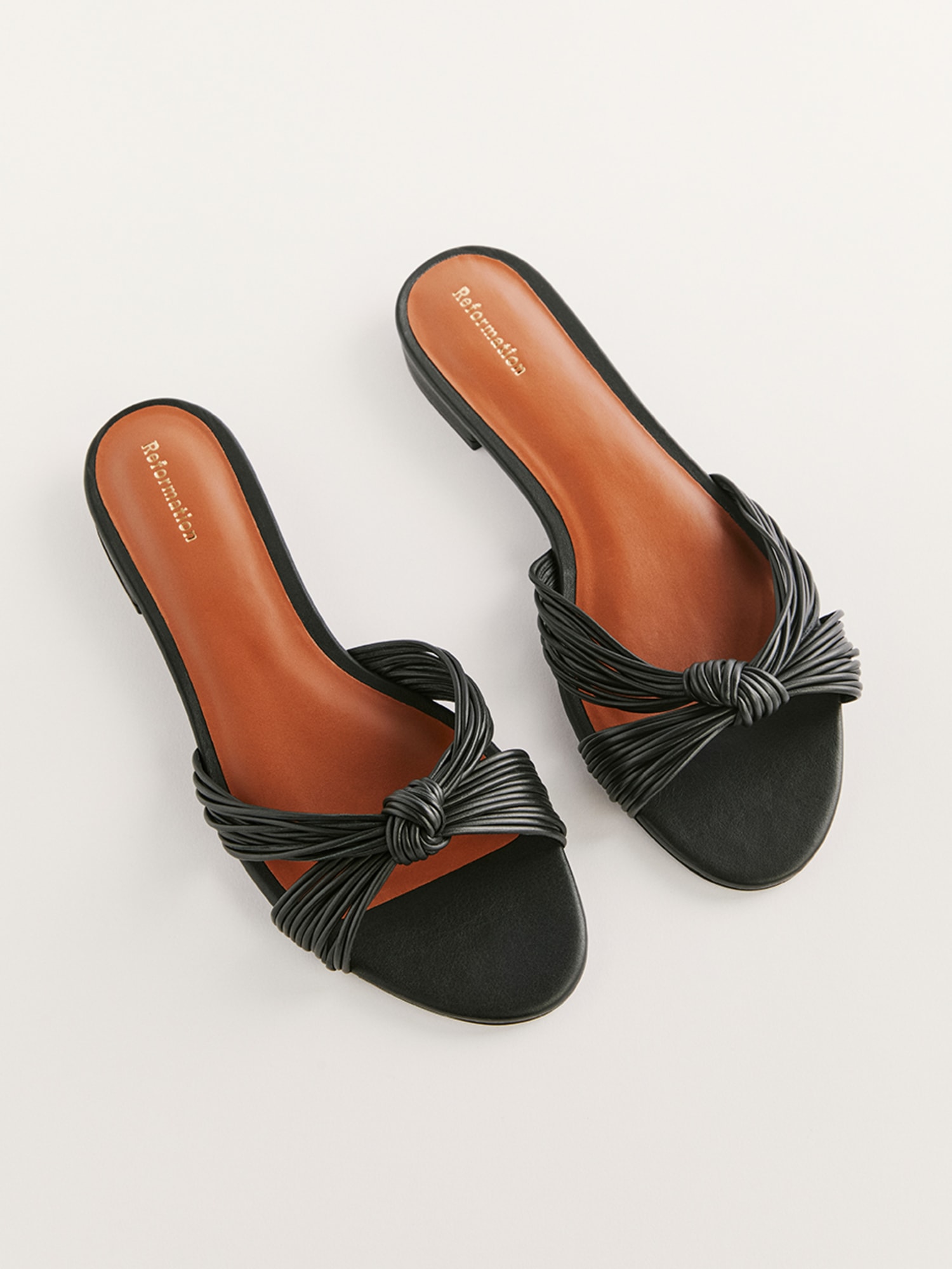 Knot discount sandals flat