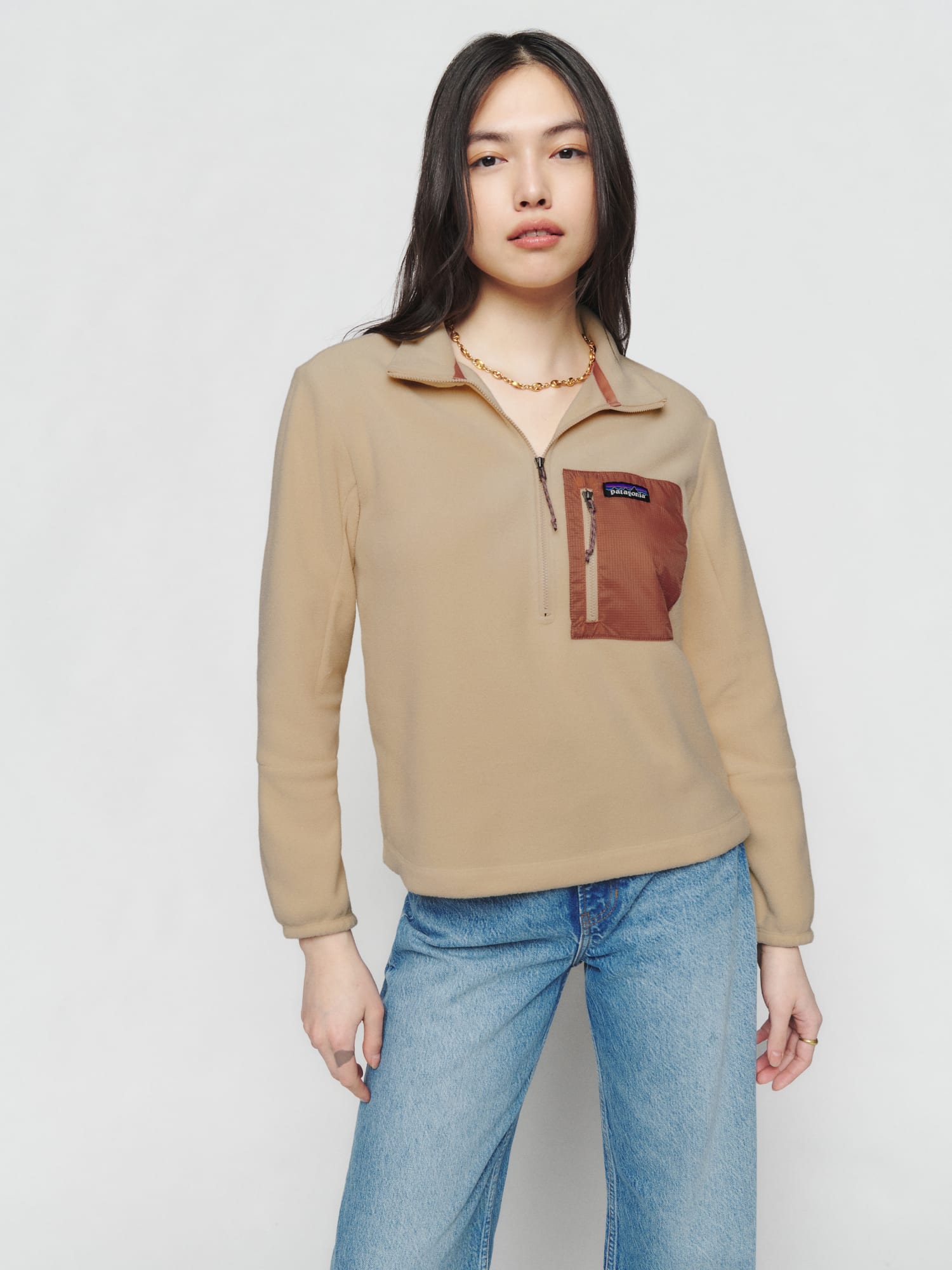 Tan patagonia pullover deals