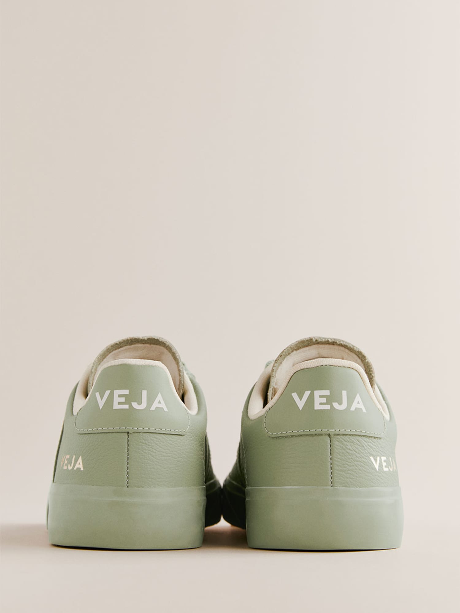 Veja Campo Leather Sneaker