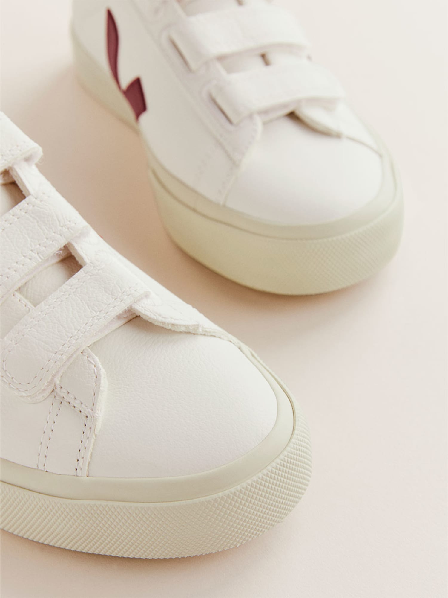 VEJA for Women, Sustainable Sneakers & Shoes