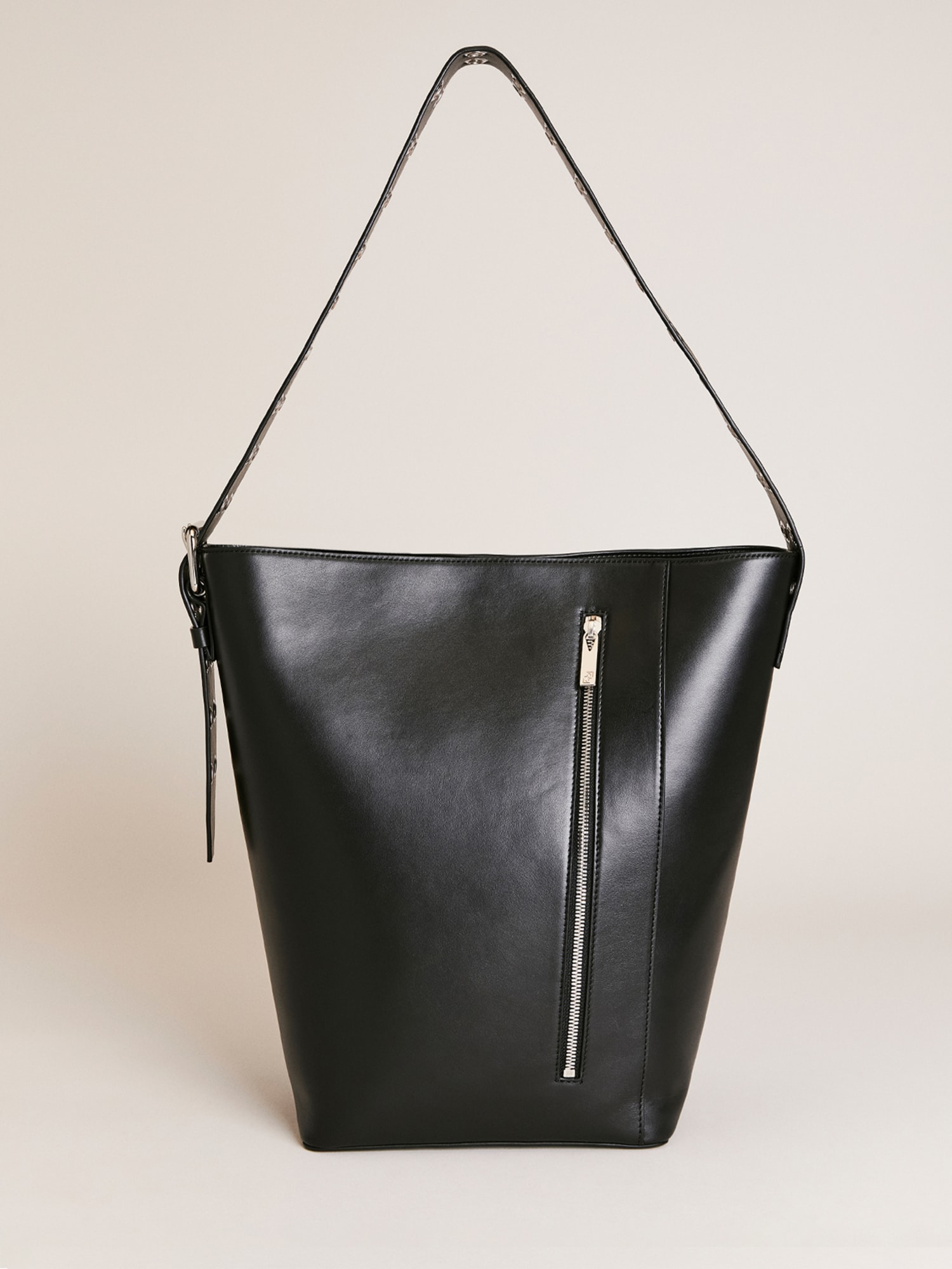 Large tote with shoulder strap deals