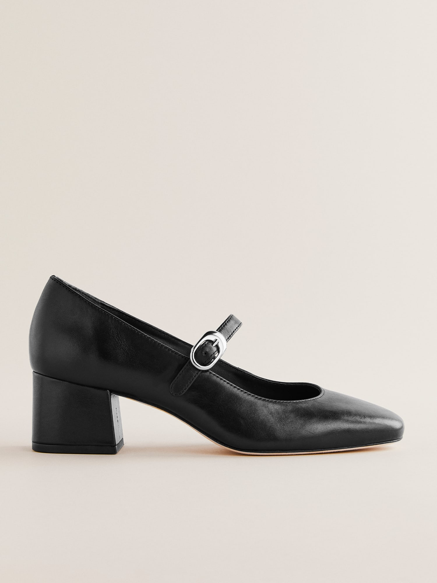 Black leather court shoes block heel hot sale