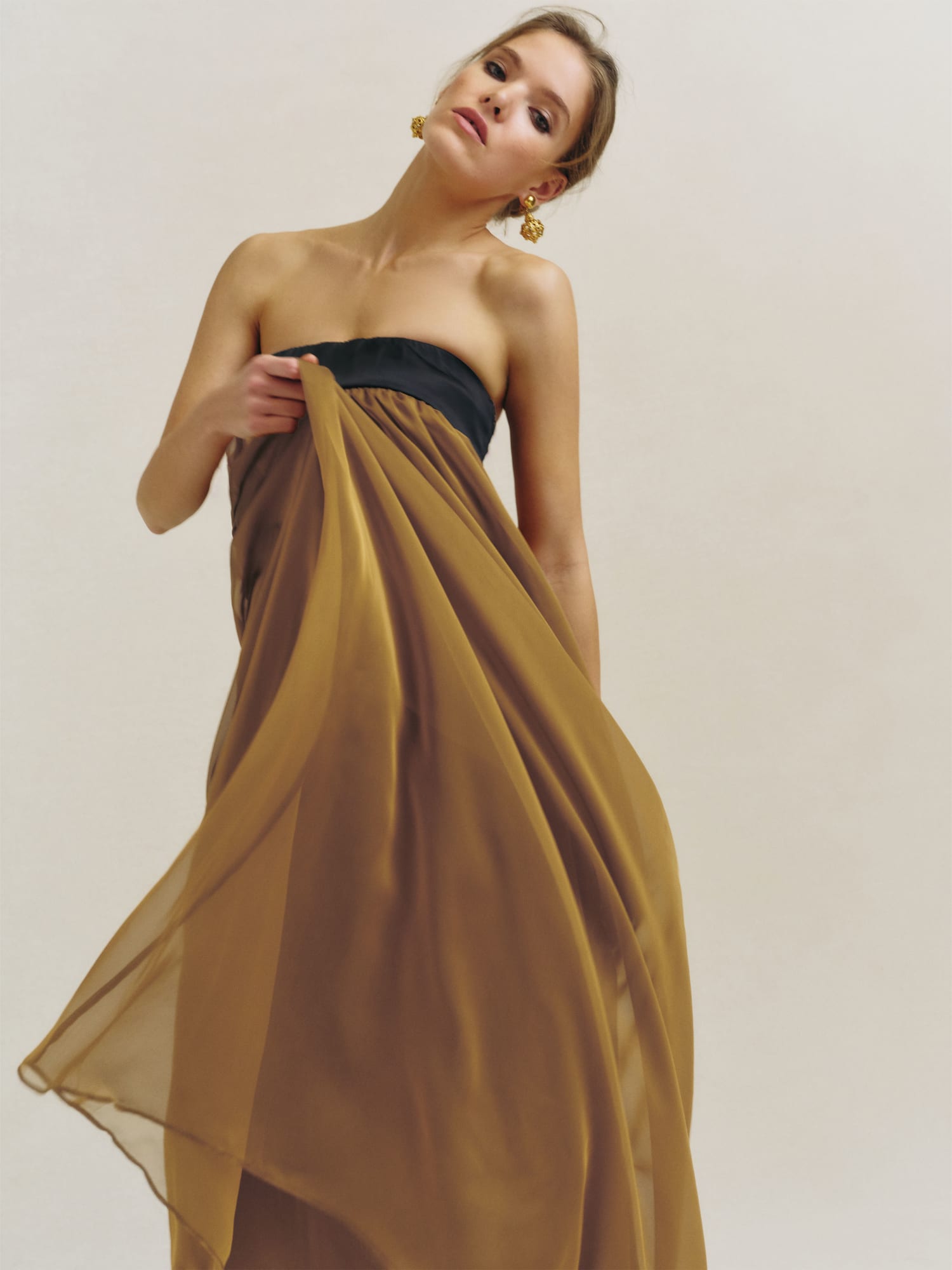 Maribelle black deals velvet dress