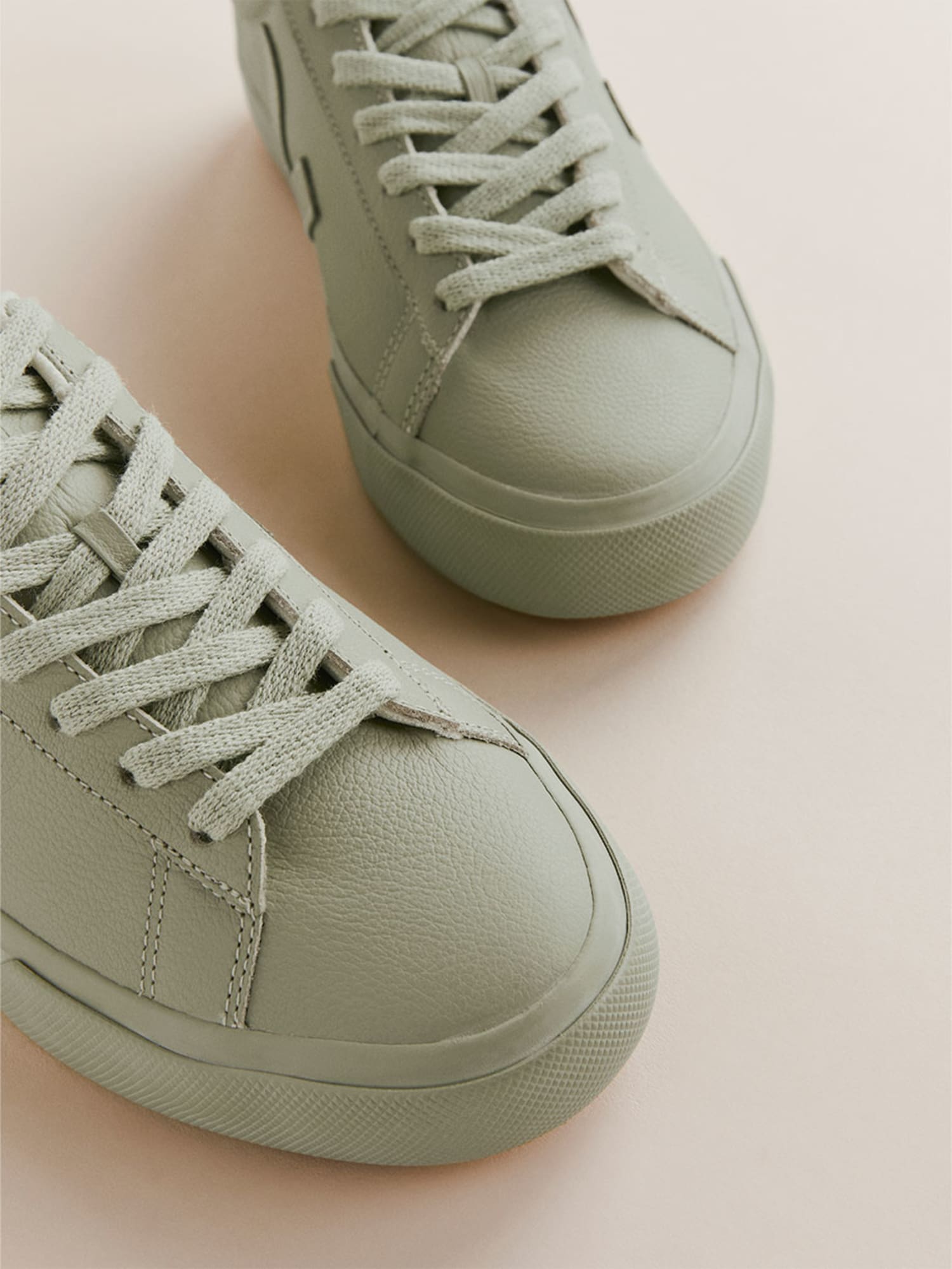 platform veja sneakers