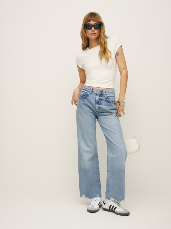 Val 90s Mid Rise Wide Leg Cropped Jeans