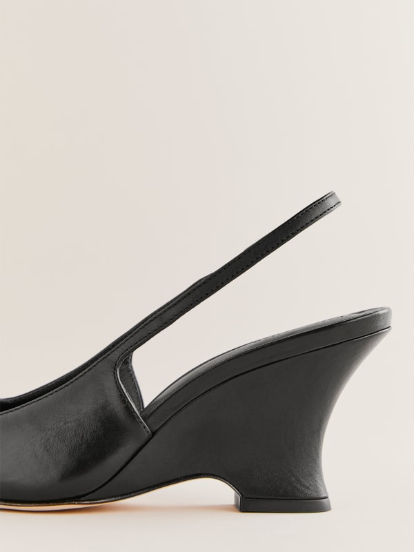 Nicola Slingback Wedge