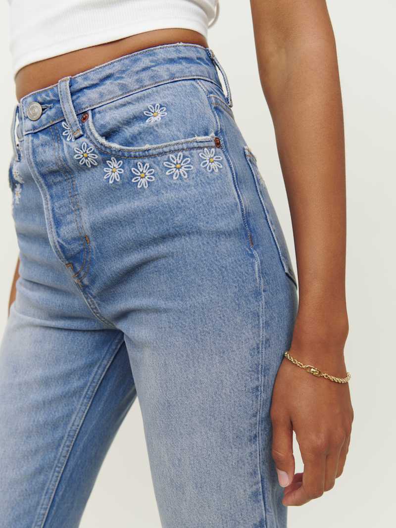 Daisy Embroidered Dillon