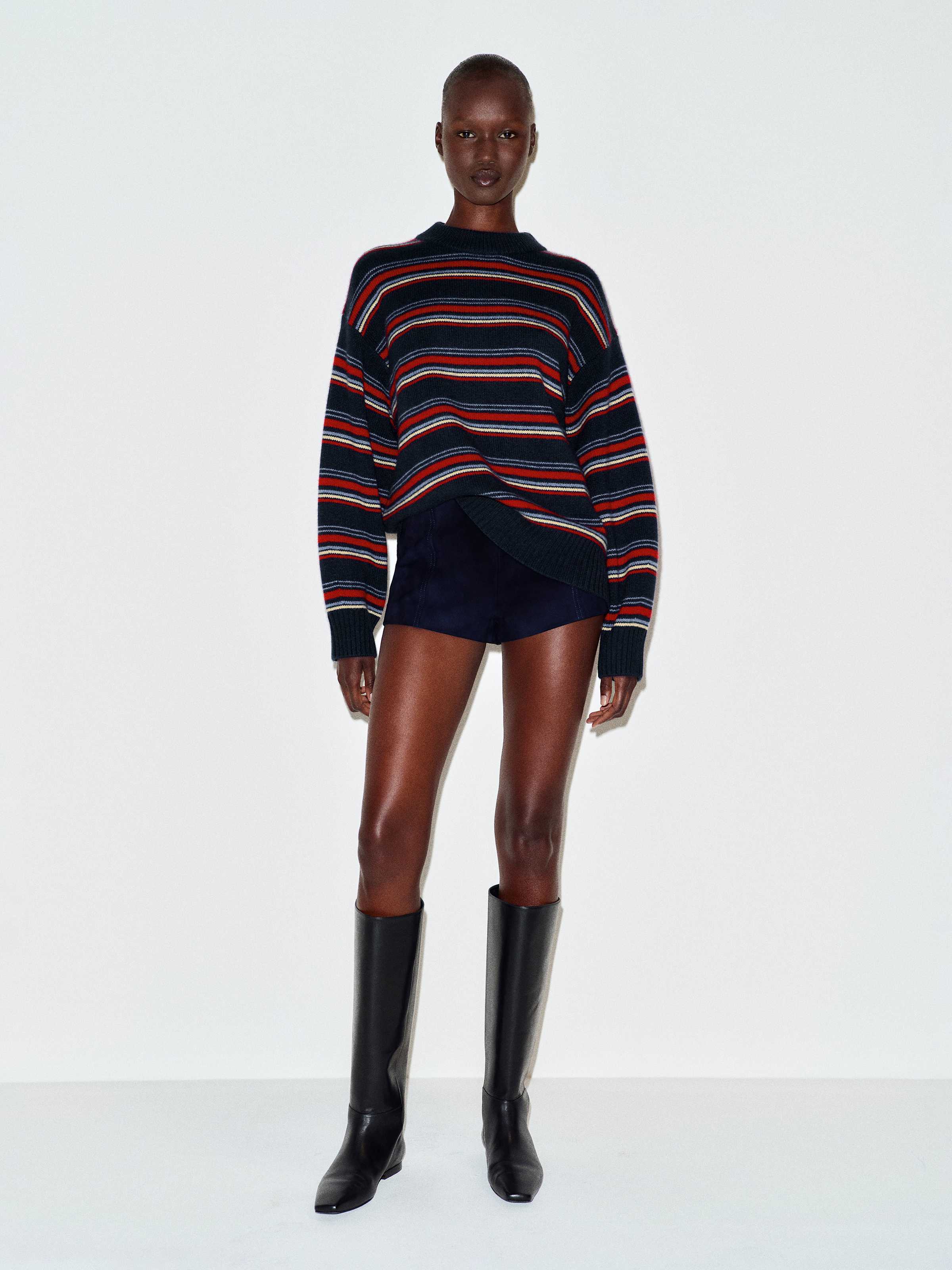 Cove Cashmere Oversized Crew - thumbnail 4