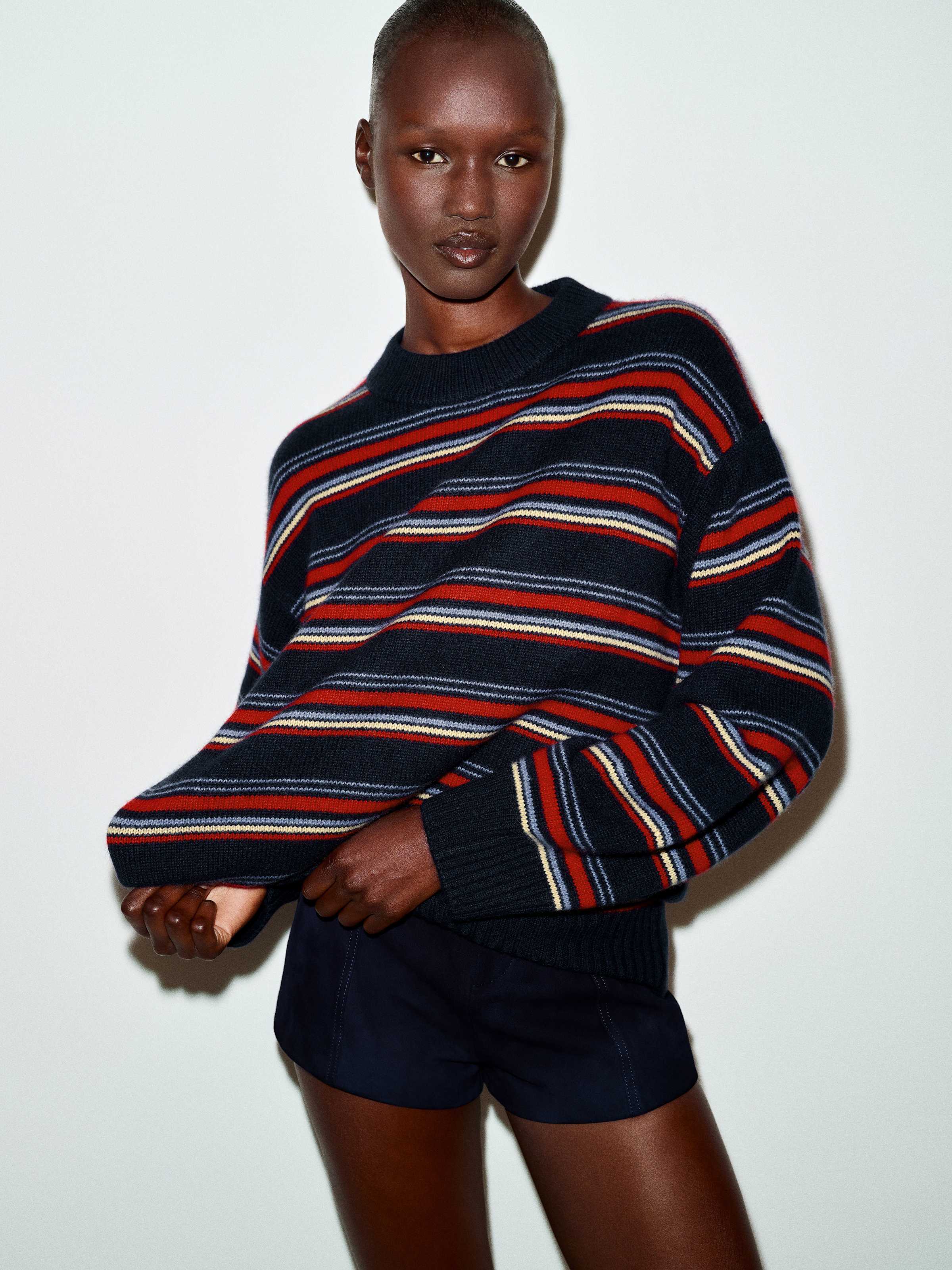 Cove Cashmere Oversized Crew - thumbnail 8