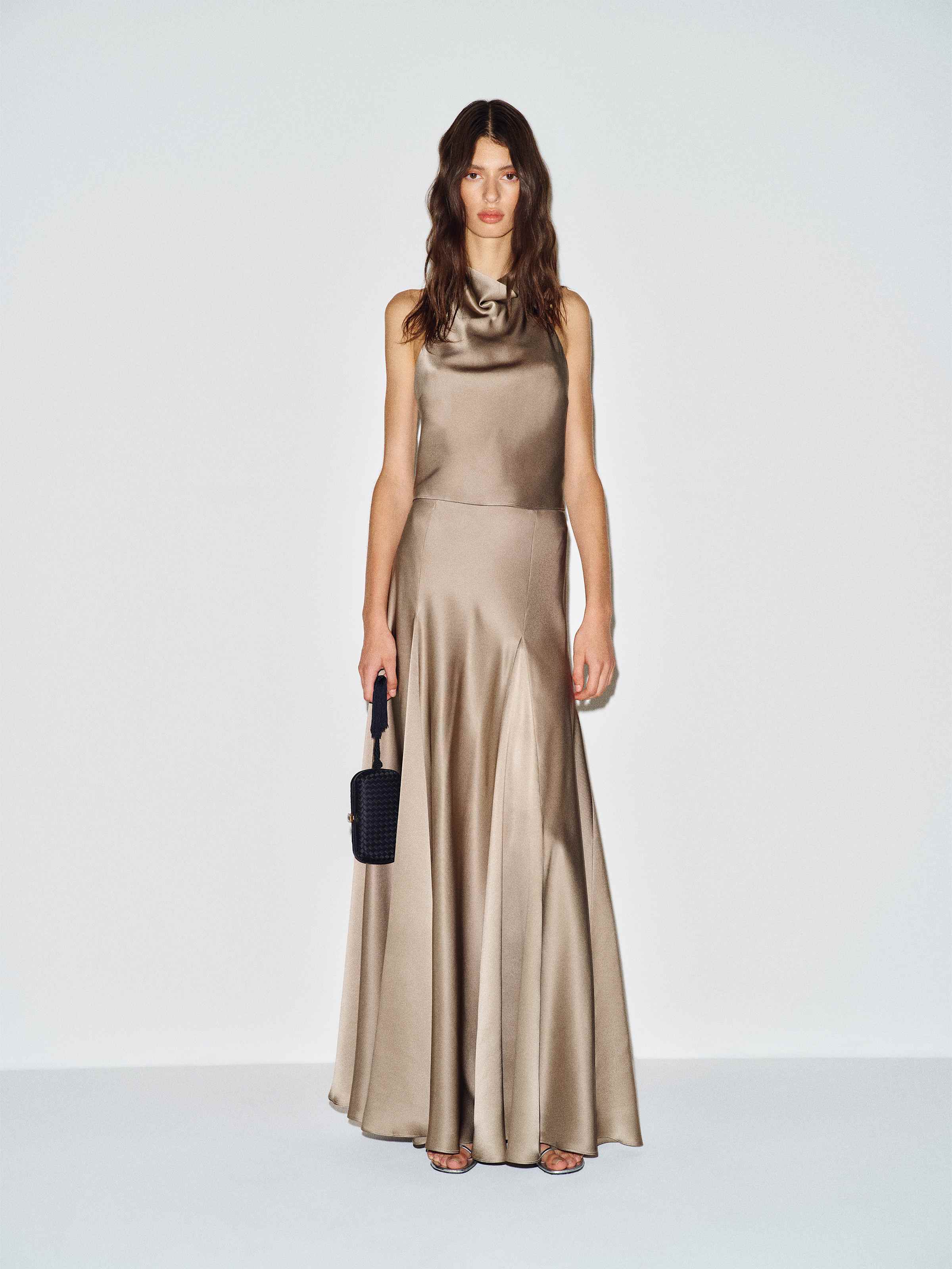 Sera Silk Two Piece - thumbnail 10