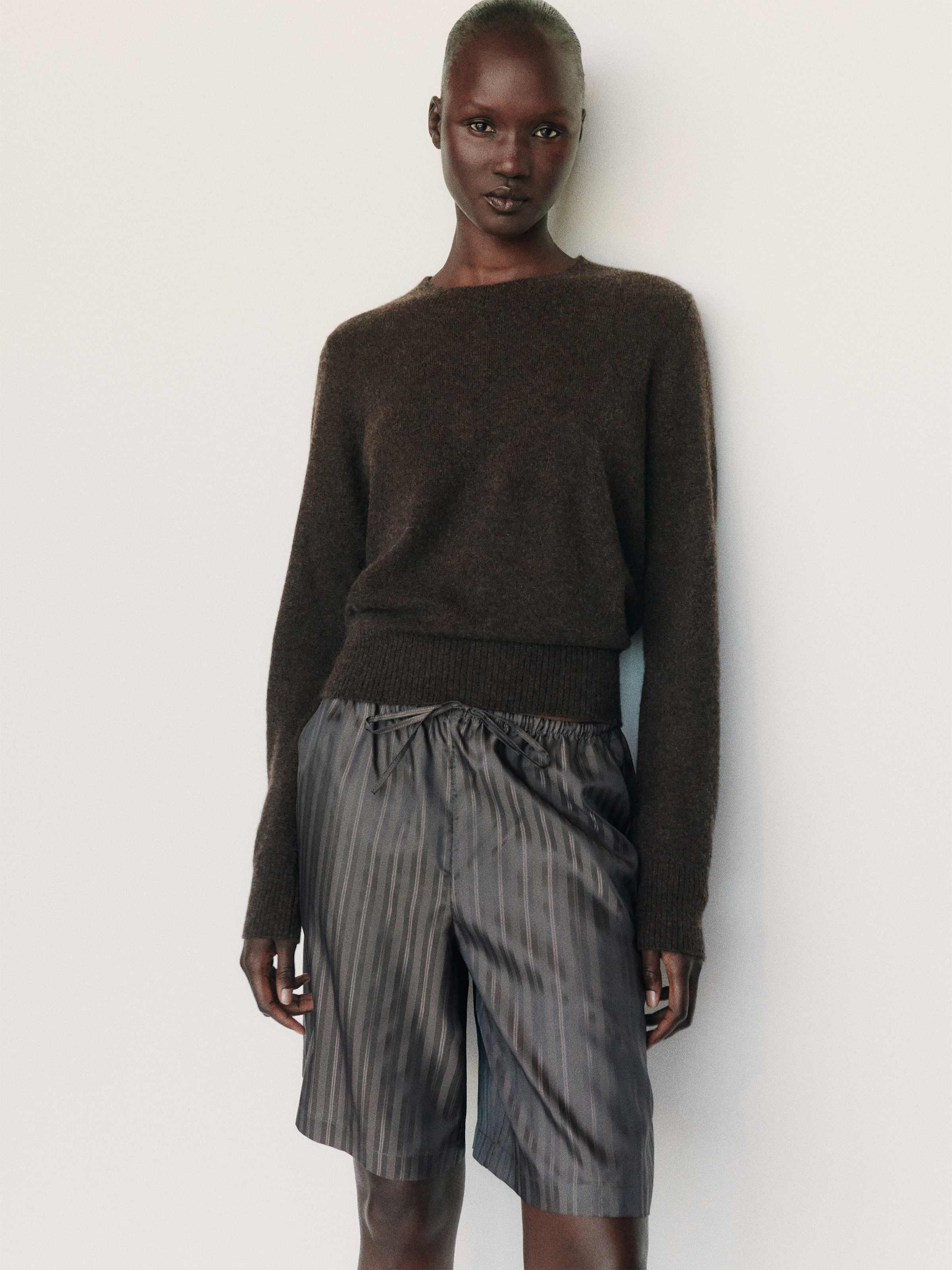 Nikki Cashmere Crew - thumbnail 2