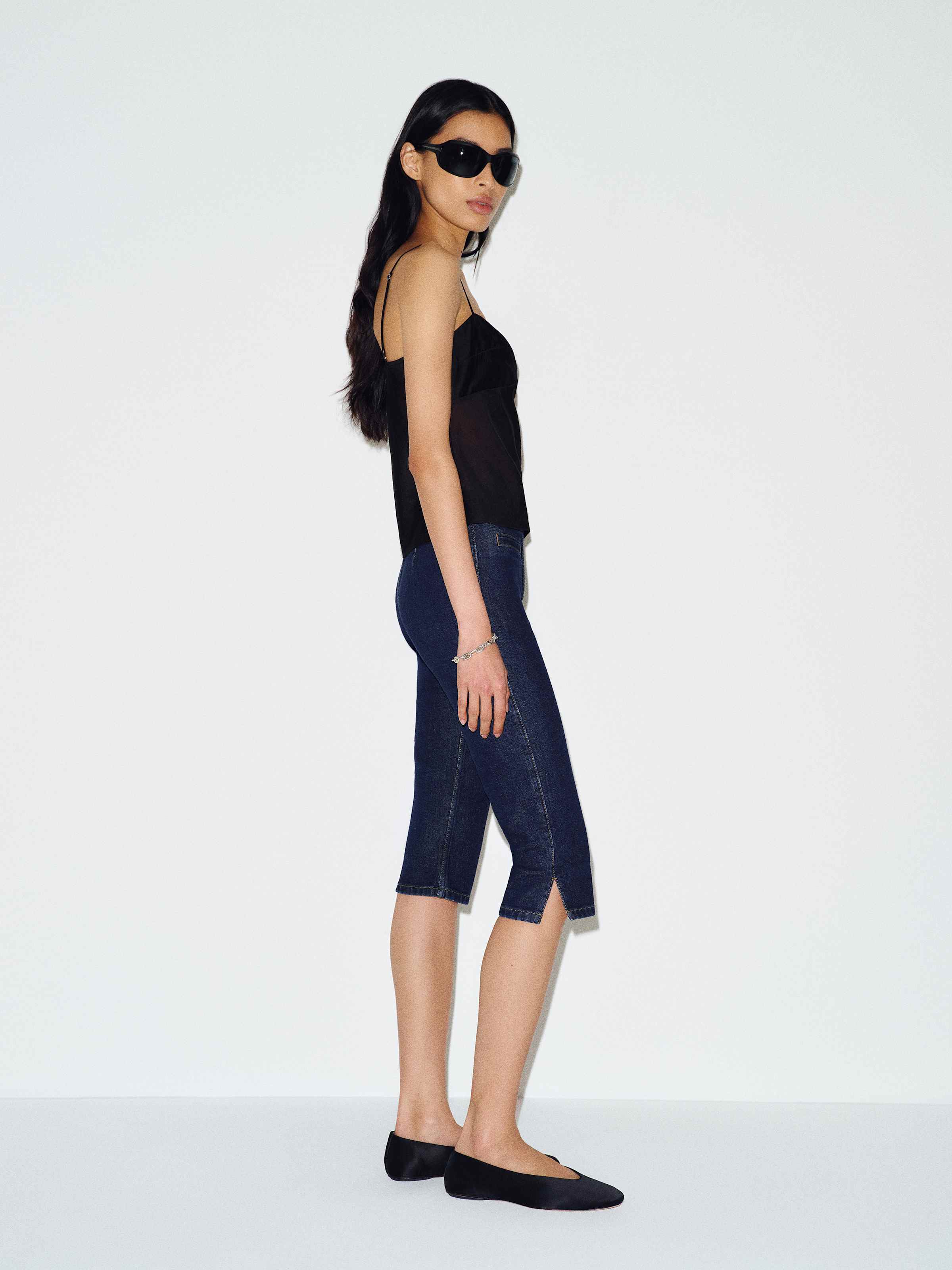 Zoee Stretch Mid Rise Capri Jeans - thumbnail 10