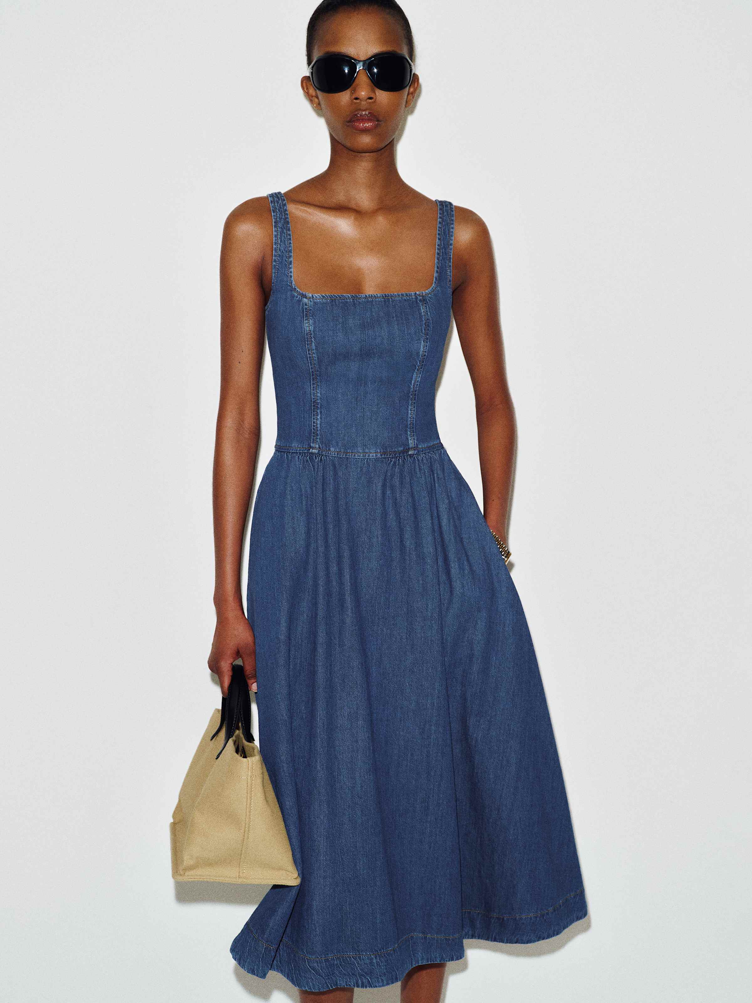 Janu Denim Midi Dress - thumbnail 2
