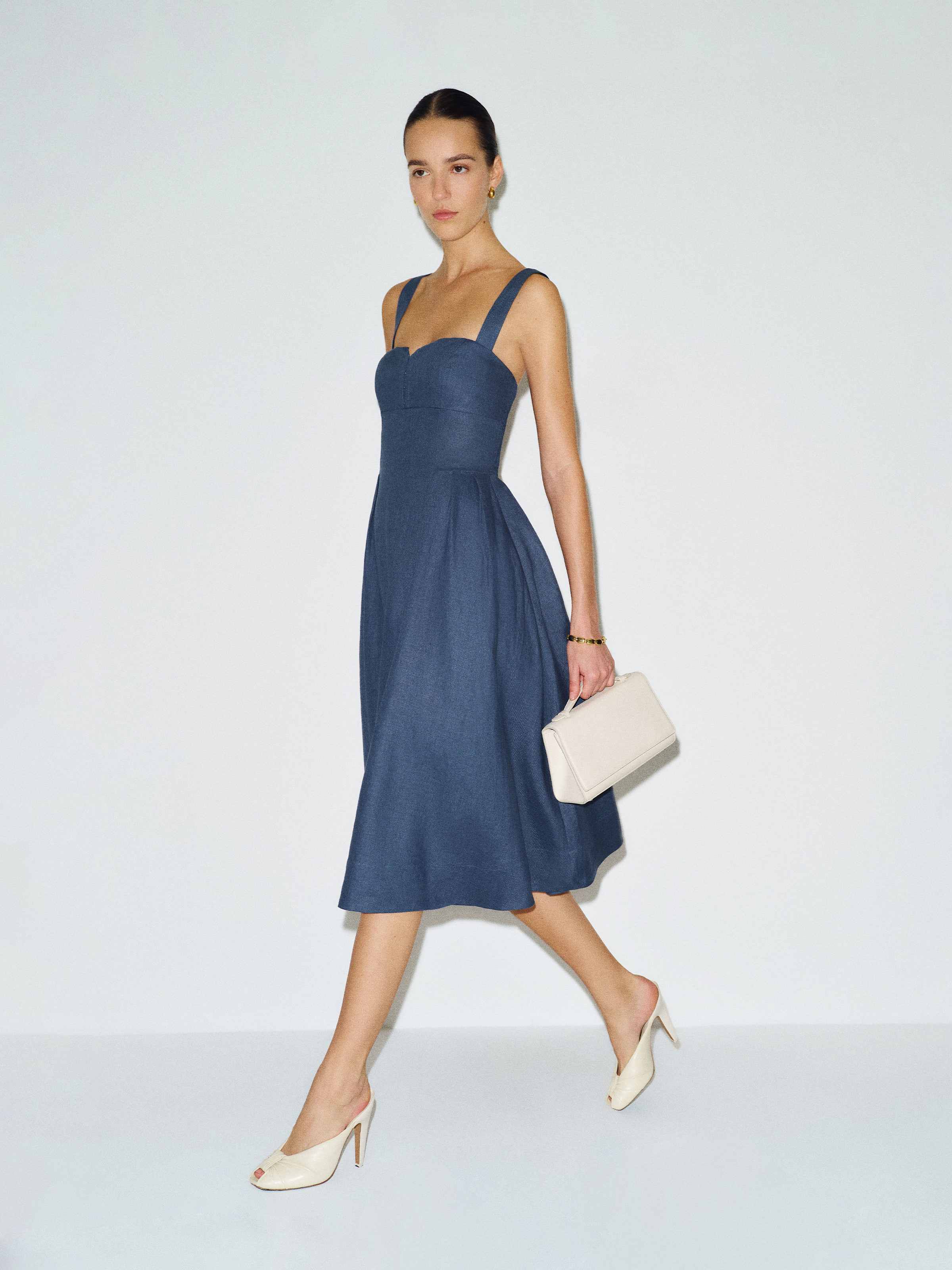 Roma Linen Dress - thumbnail 2