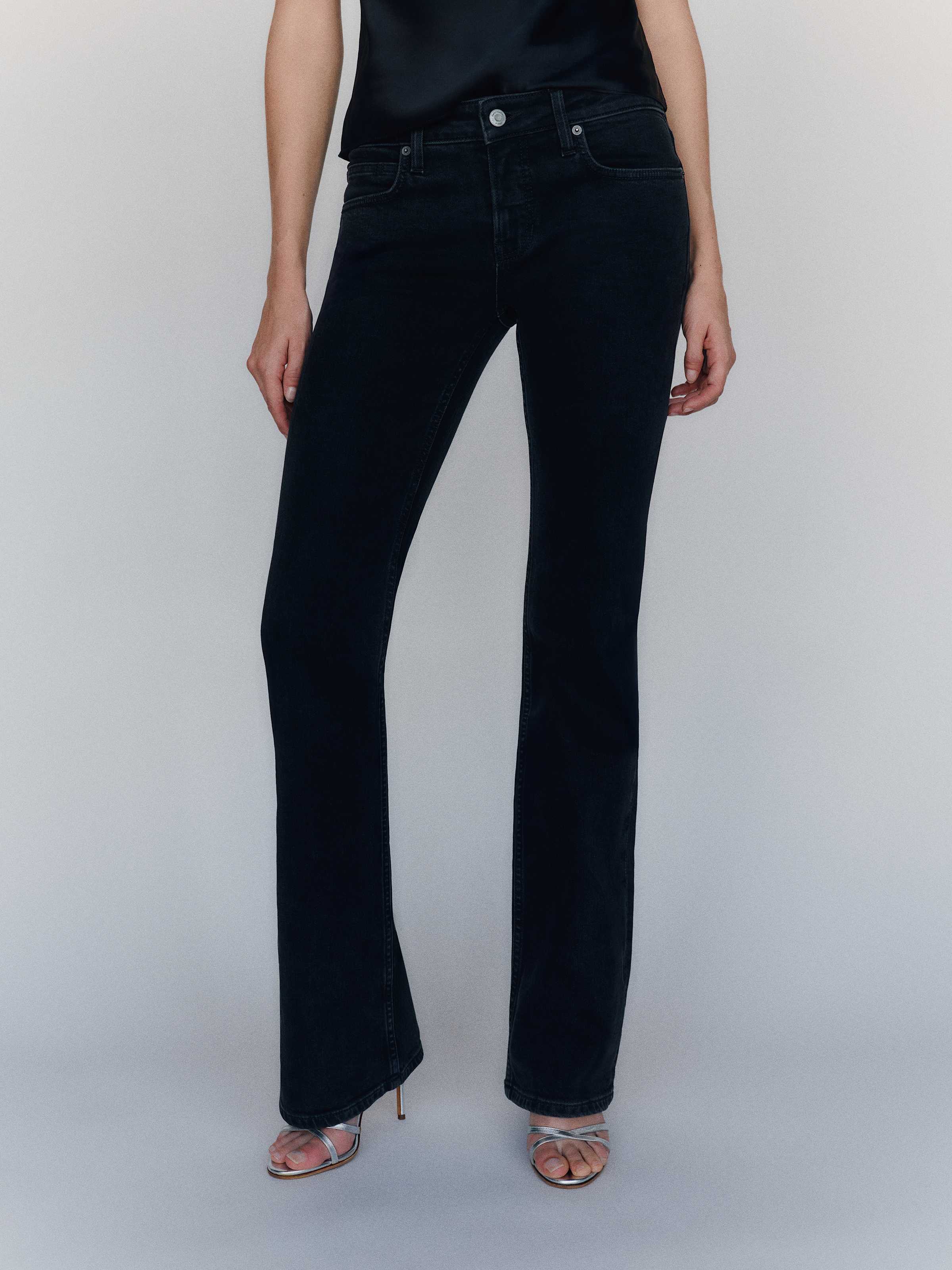 Noah Super Stretch Low Rise Bootcut Jeans - thumbnail 4