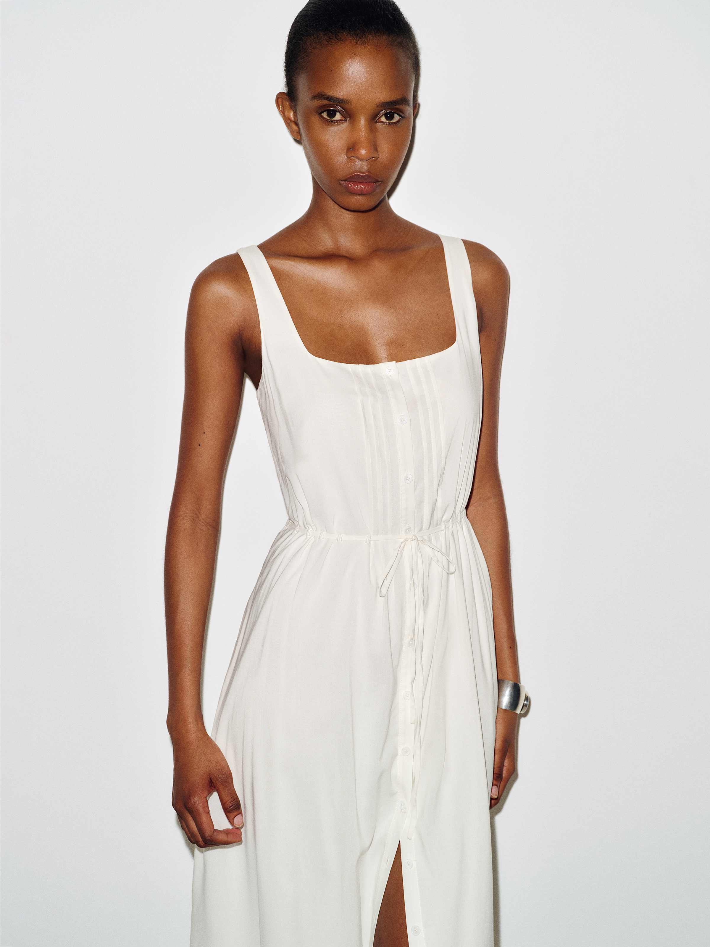Anari Dress - thumbnail 4
