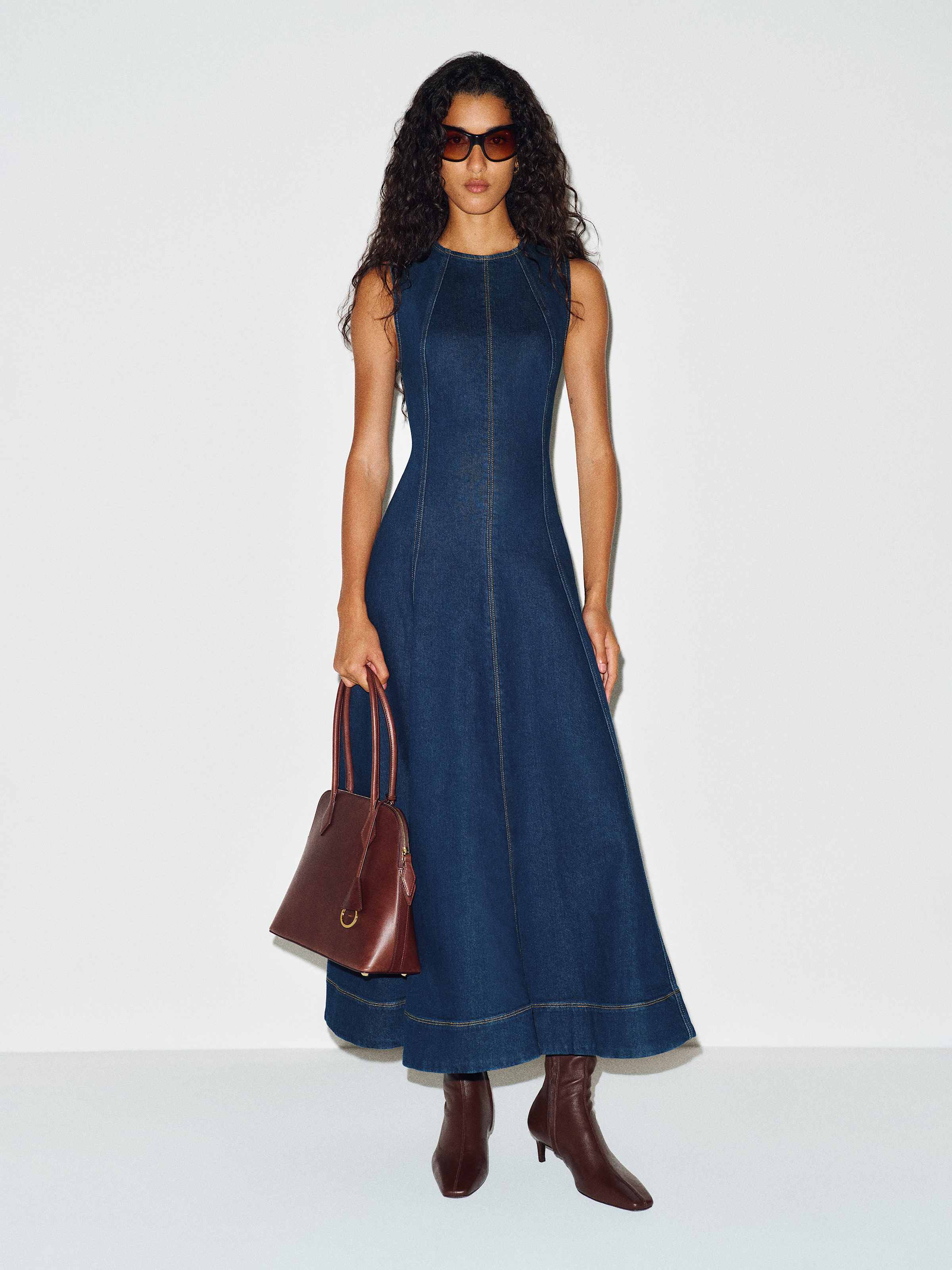 Cecilia Denim Midi Dress - thumbnail 2