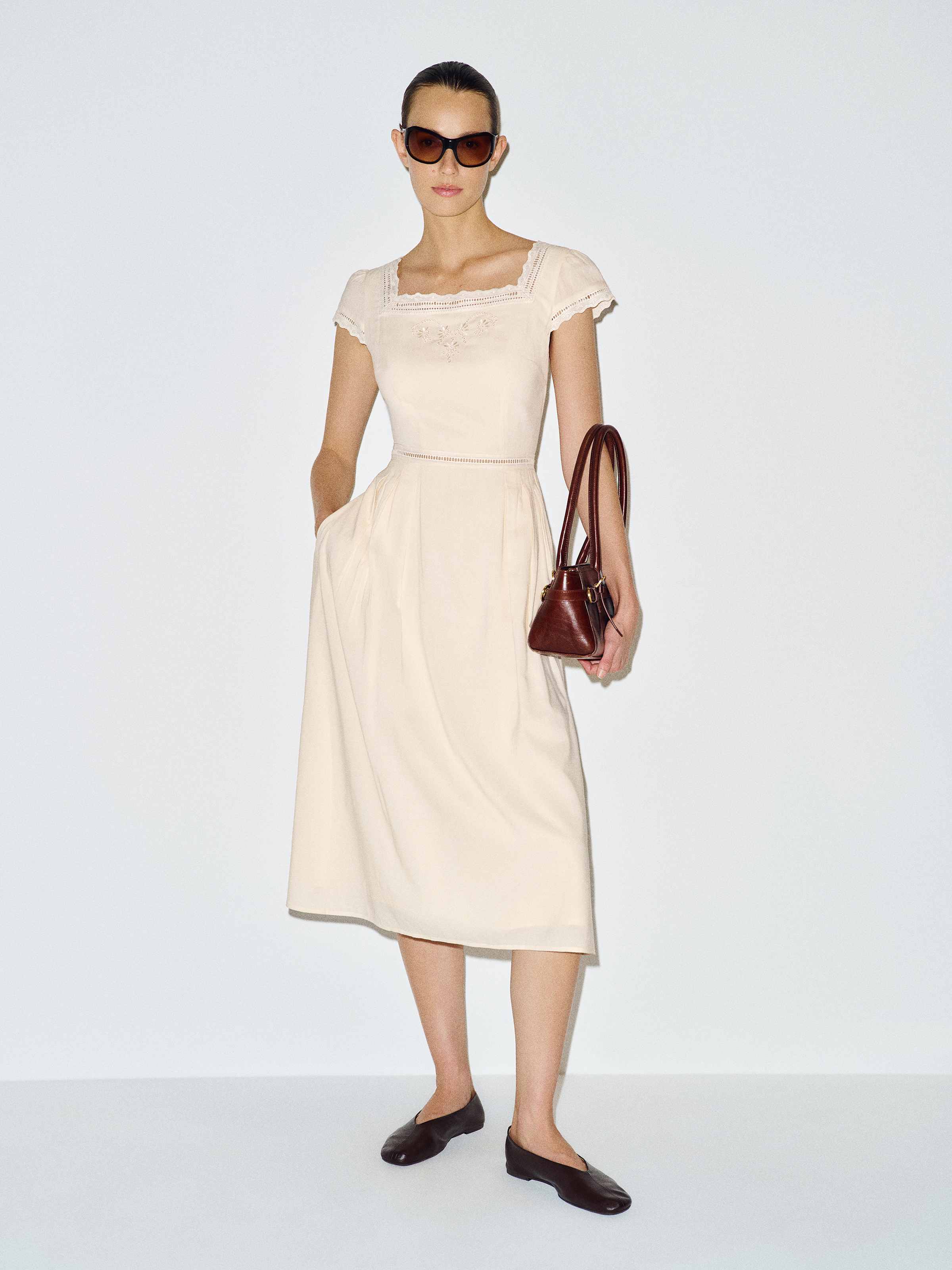 Aurette Dress - thumbnail 2