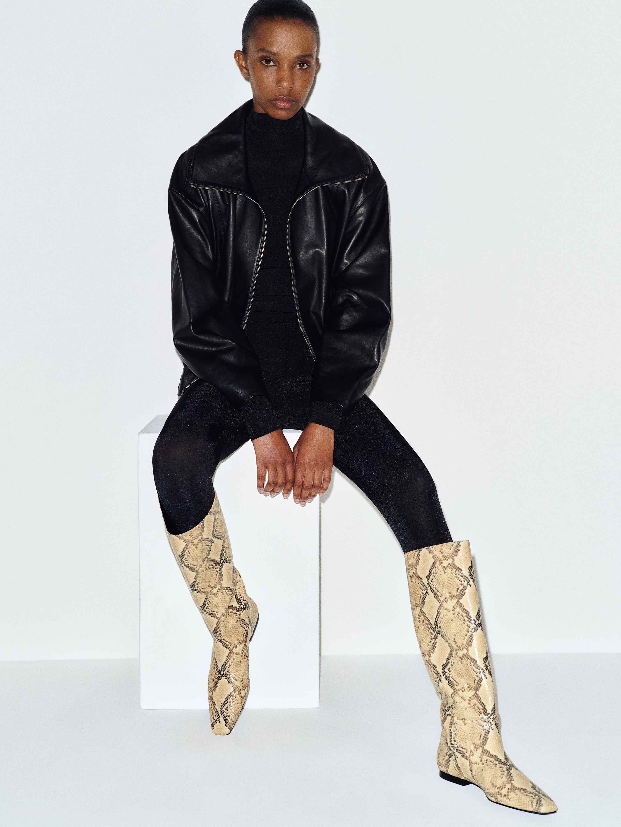 Remy Flat Knee Boot - thumbnail 10