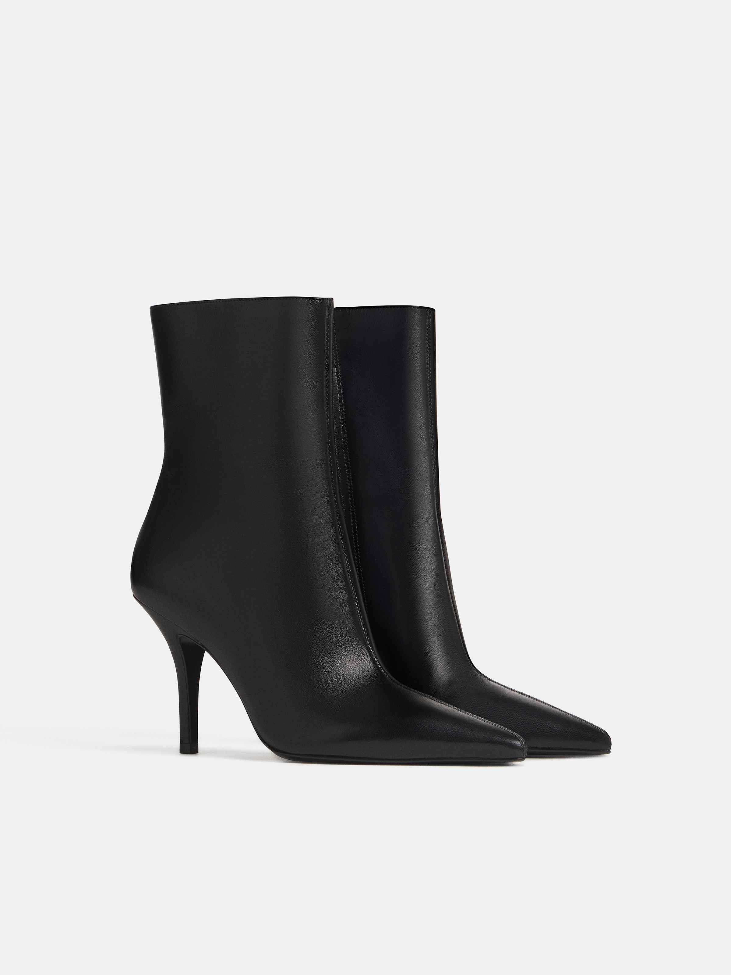 Pierce Ankle Boot - thumbnail 8