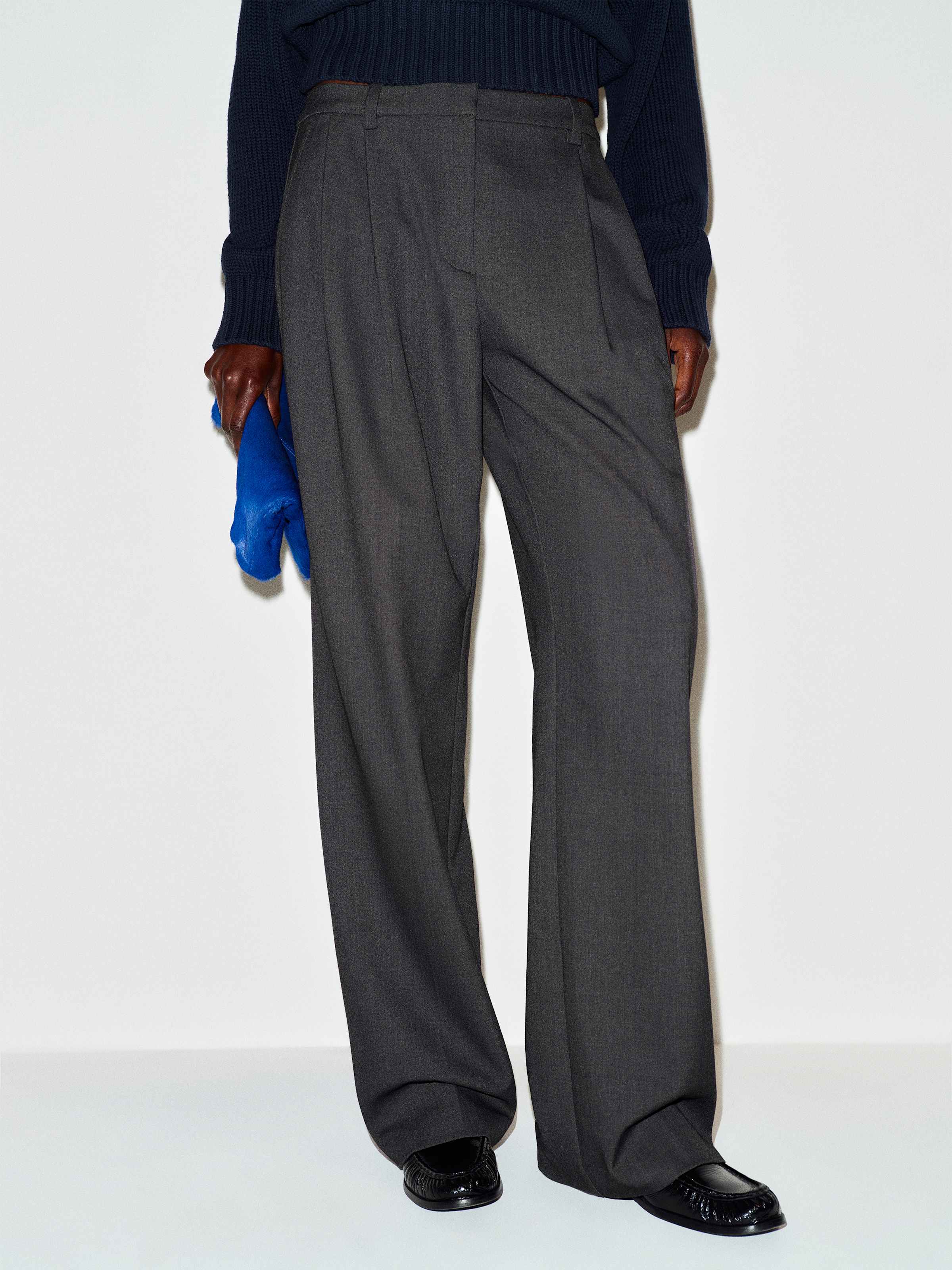 Frances Low Rise Relaxed Pant - thumbnail 4