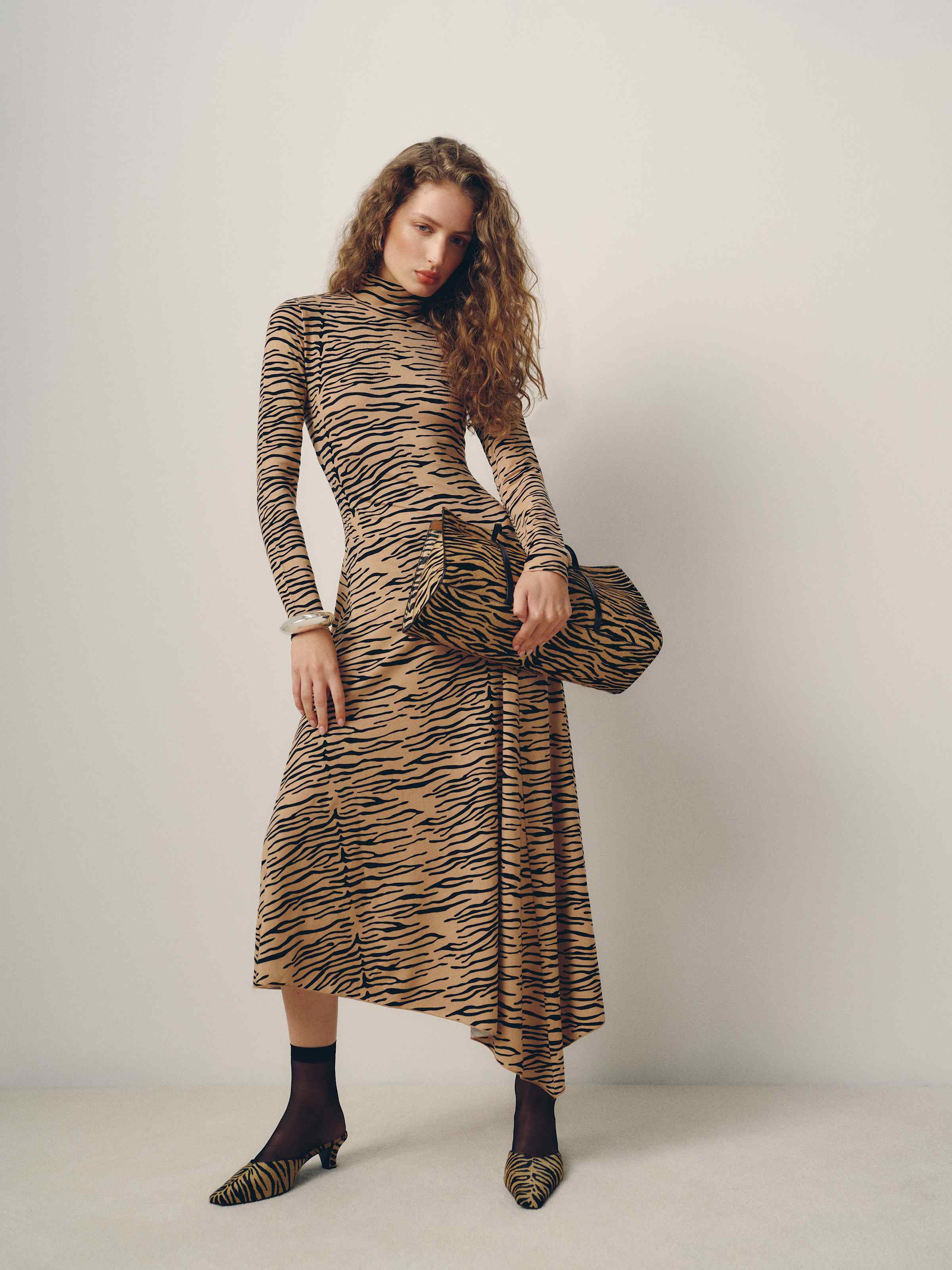 Laurence Knit Dress - thumbnail 2