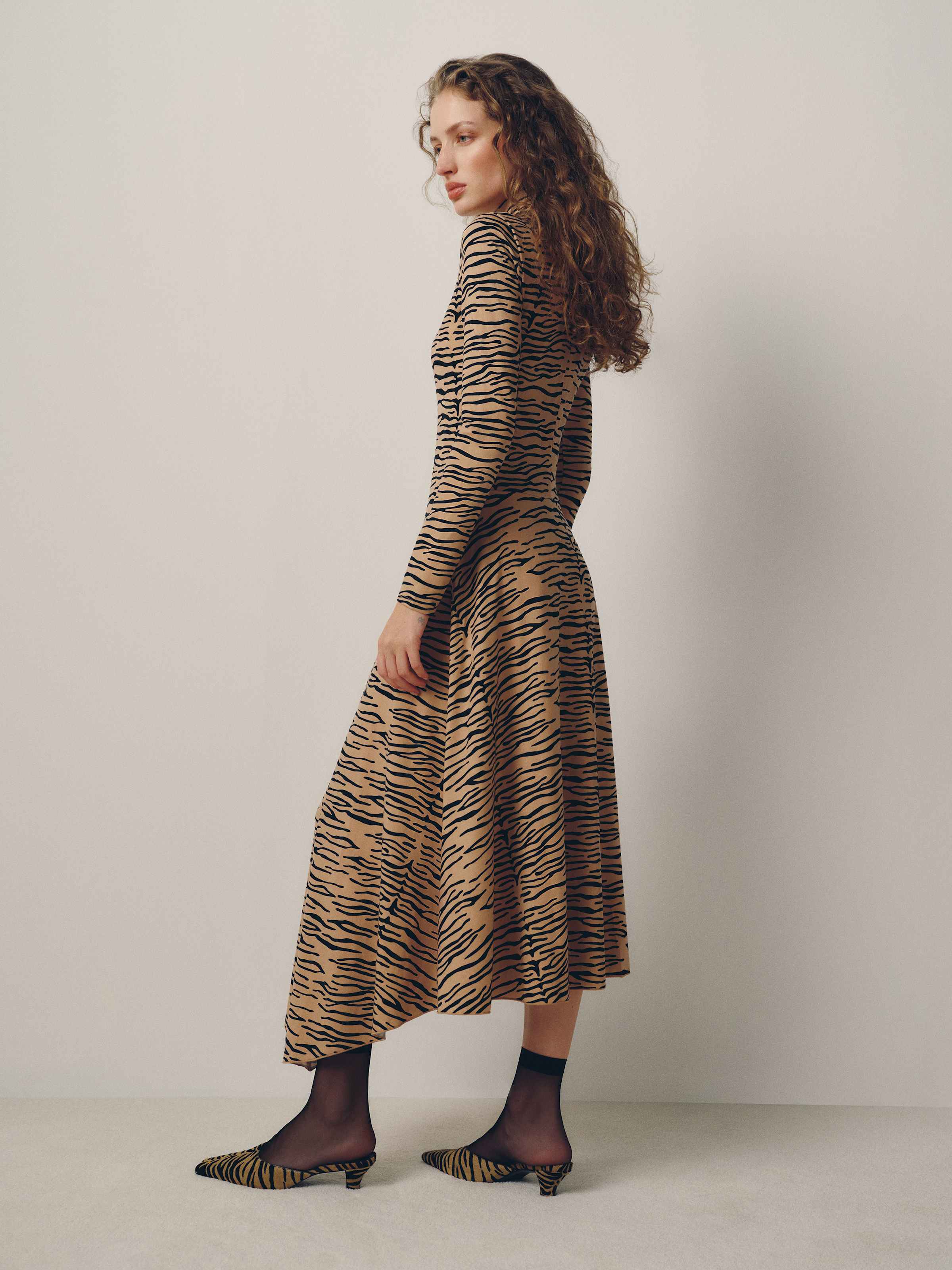 Laurence Knit Dress - thumbnail 8