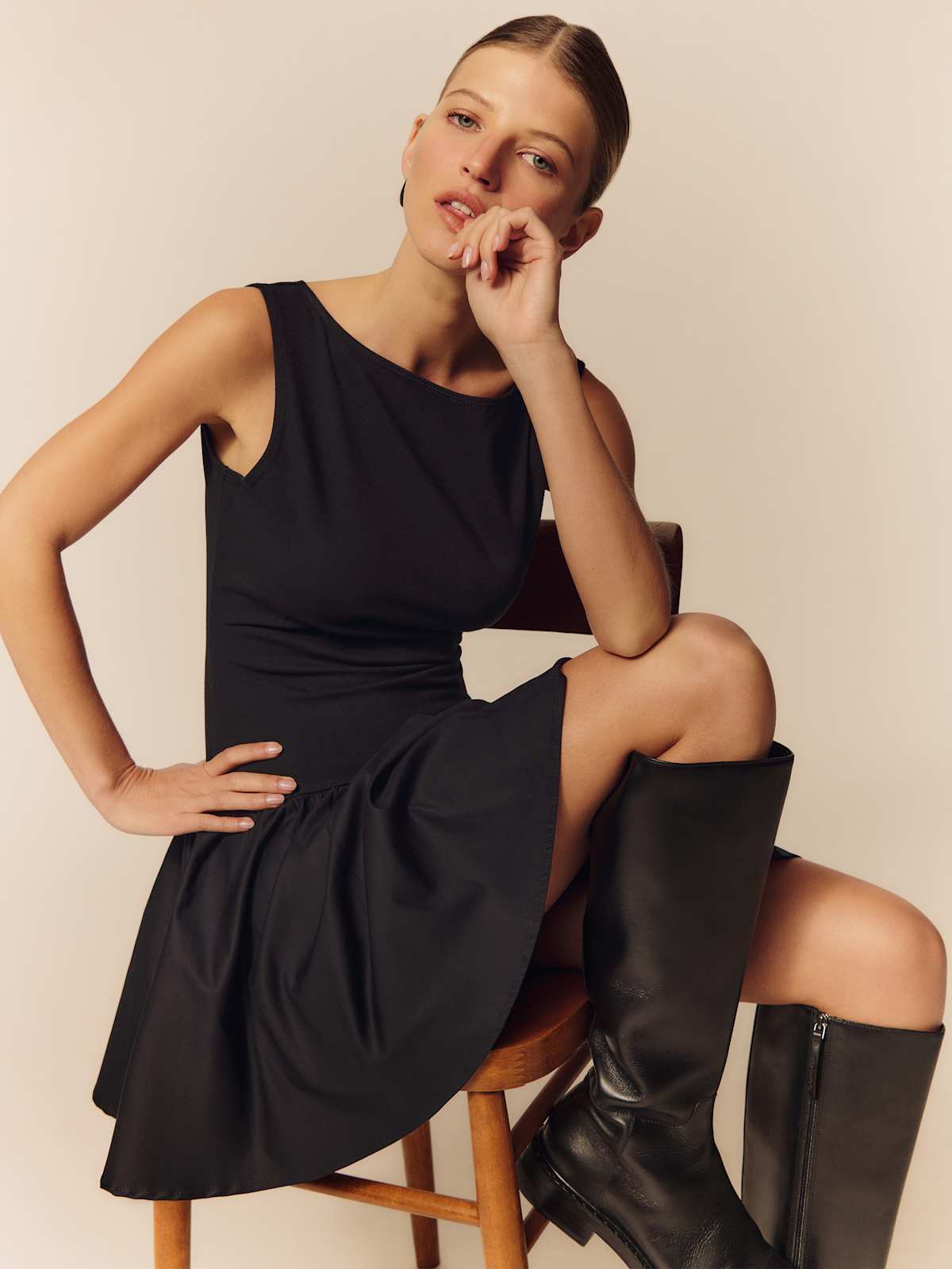 Defina Knit Dress - thumbnail 3