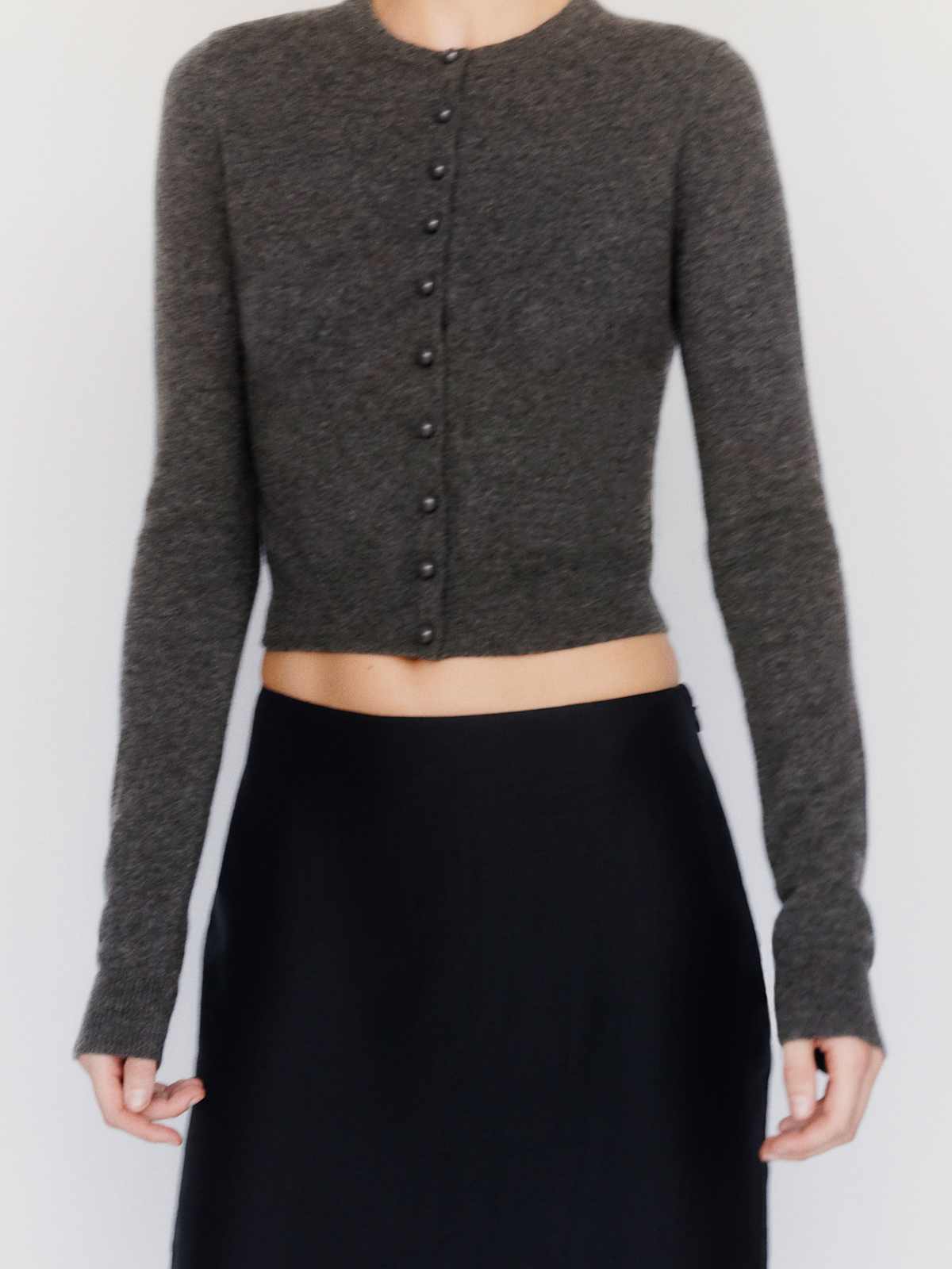 Caspia Cashmere Cropped Cardigan - thumbnail 9