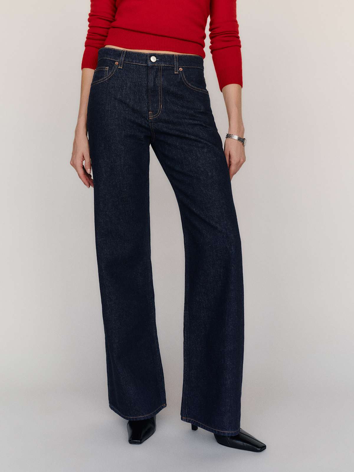 Cary Low Rise Slouchy Wide Leg Short Jeans - thumbnail 3