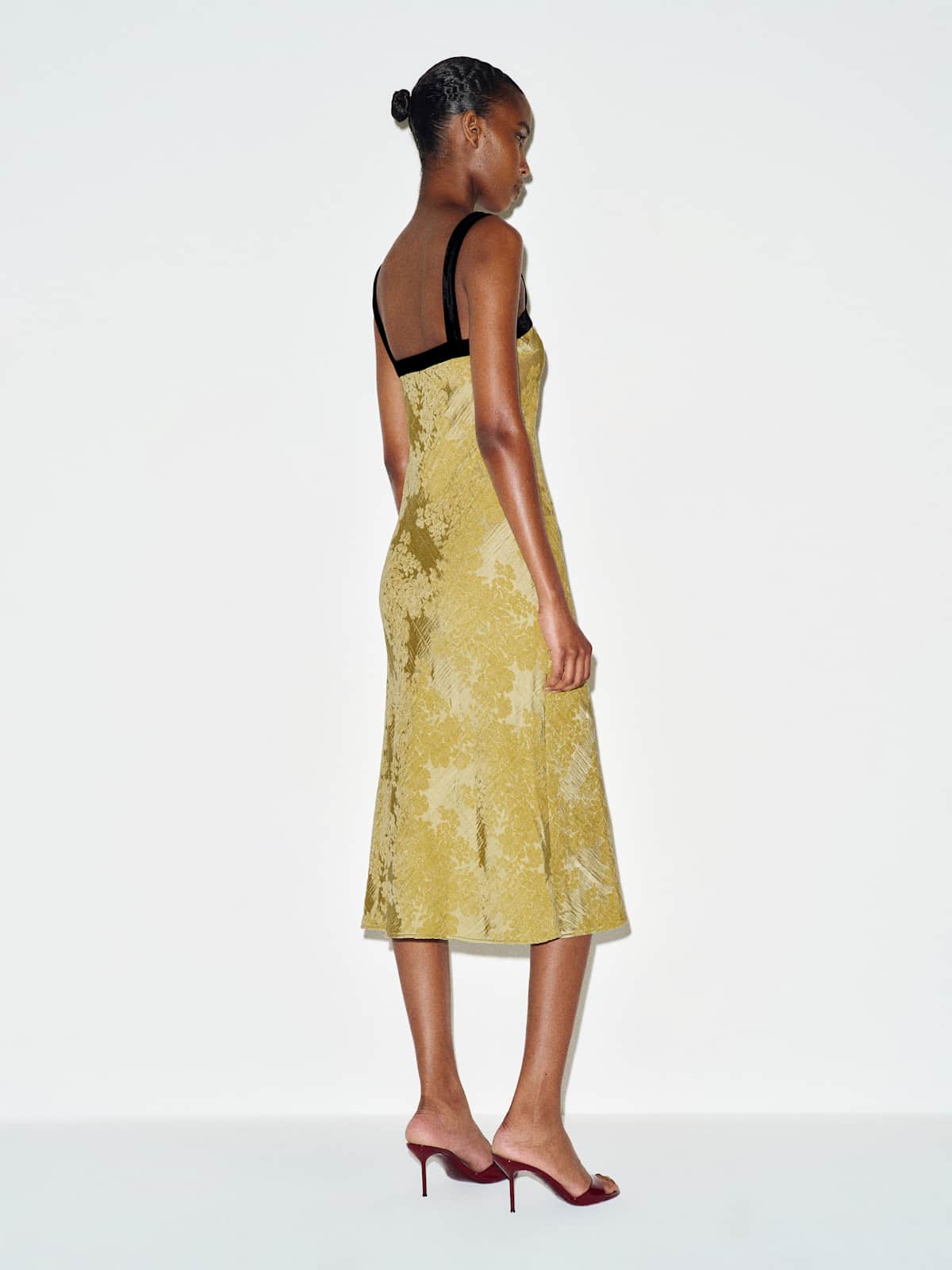 Zahara Dress - thumbnail 7