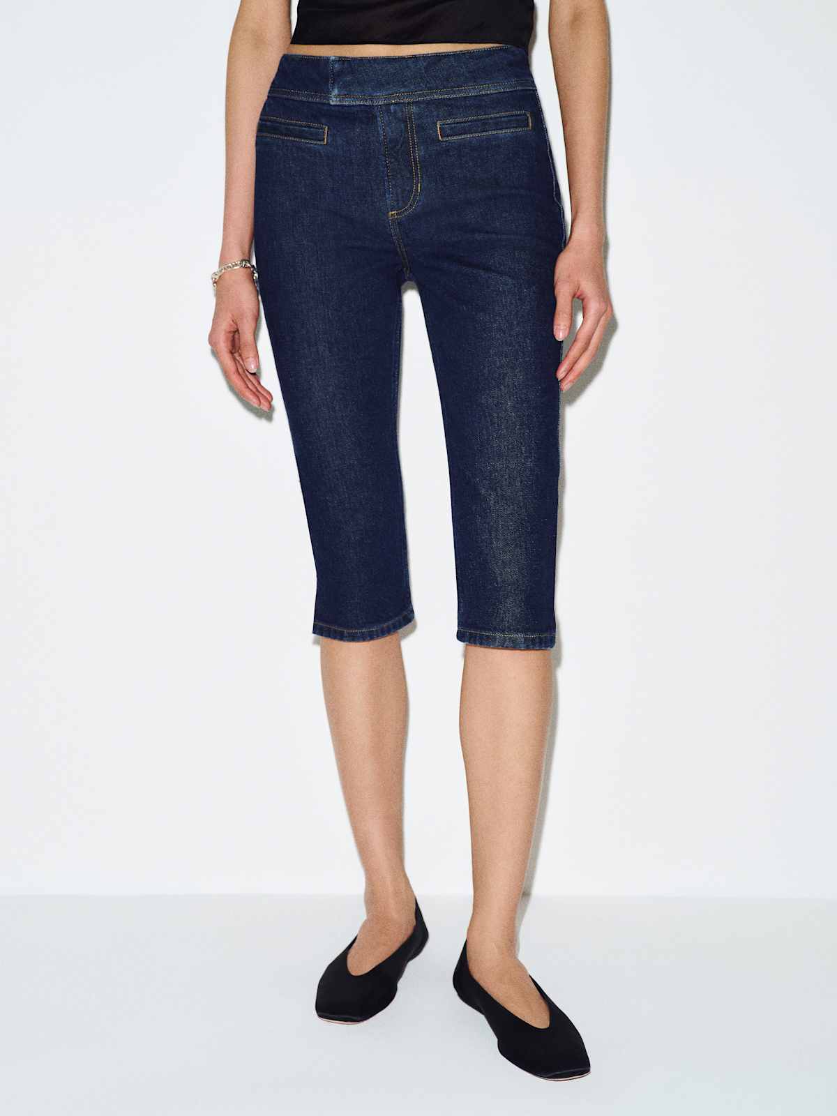 Zoee Stretch Mid Rise Capri Jeans - thumbnail 3