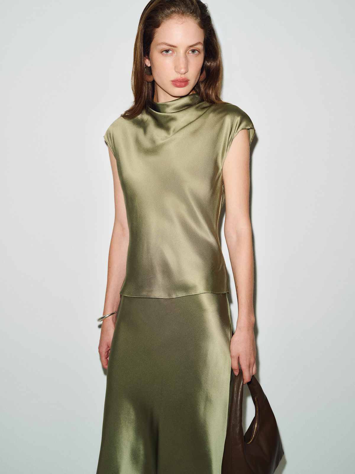 Winslet Silk Two Piece - thumbnail 3