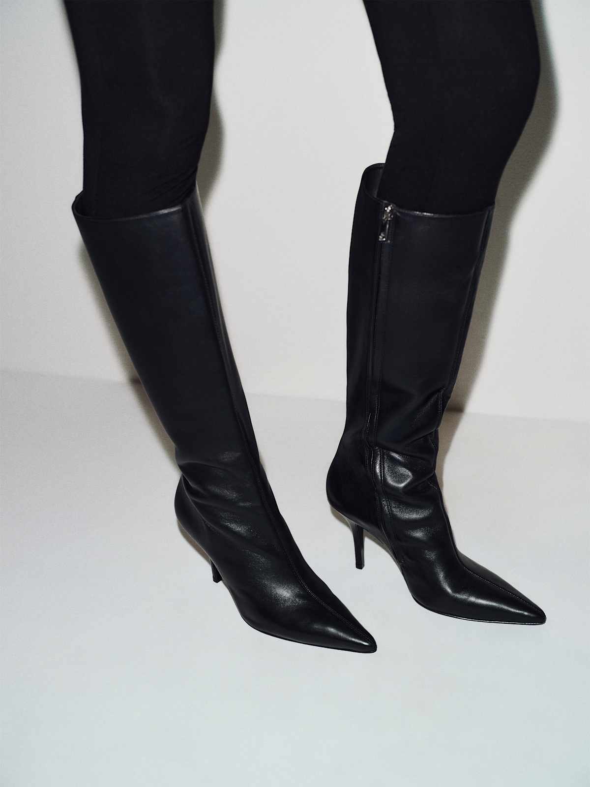 Pierce Knee Boot - thumbnail 3